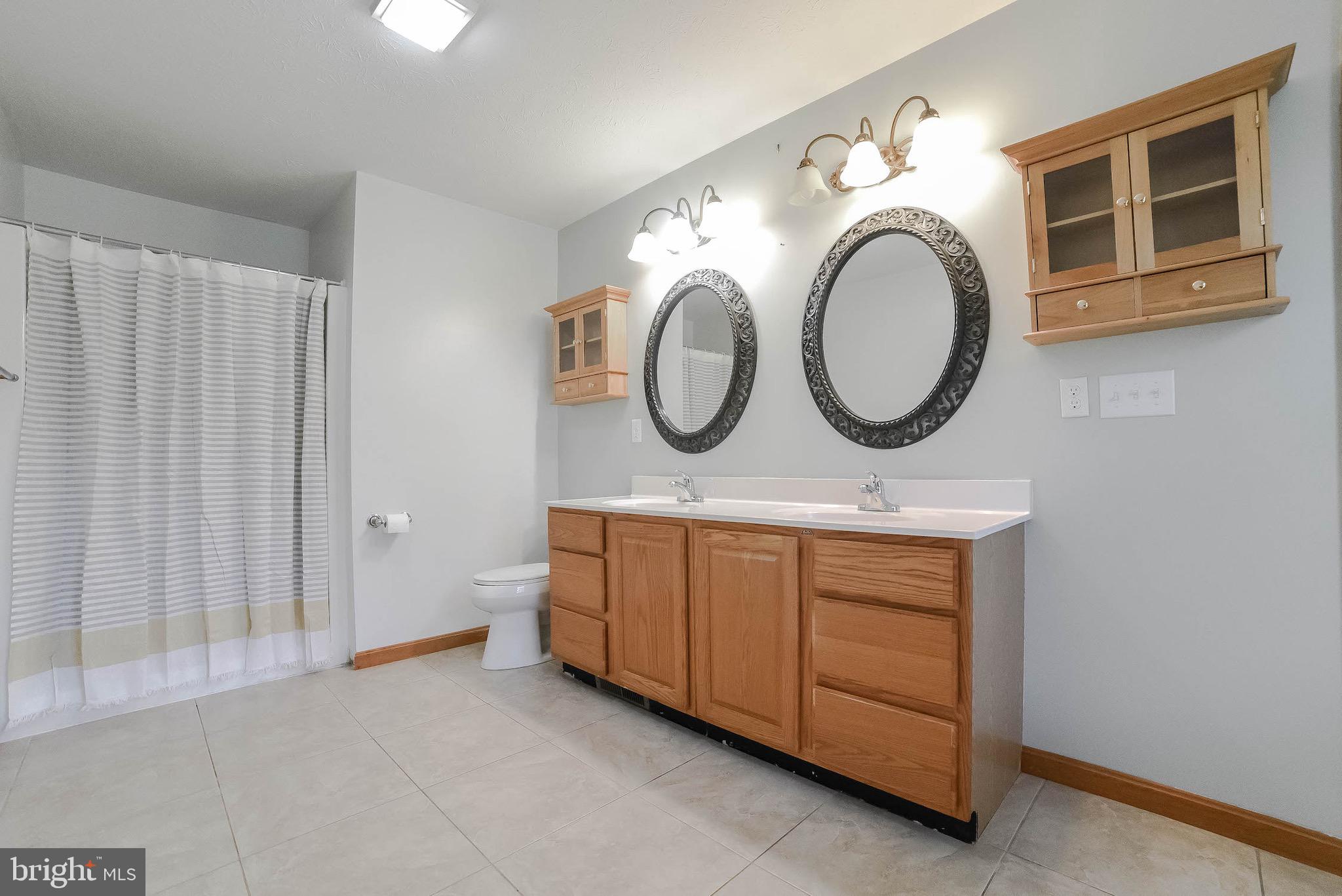 COX'S RUN - Residential