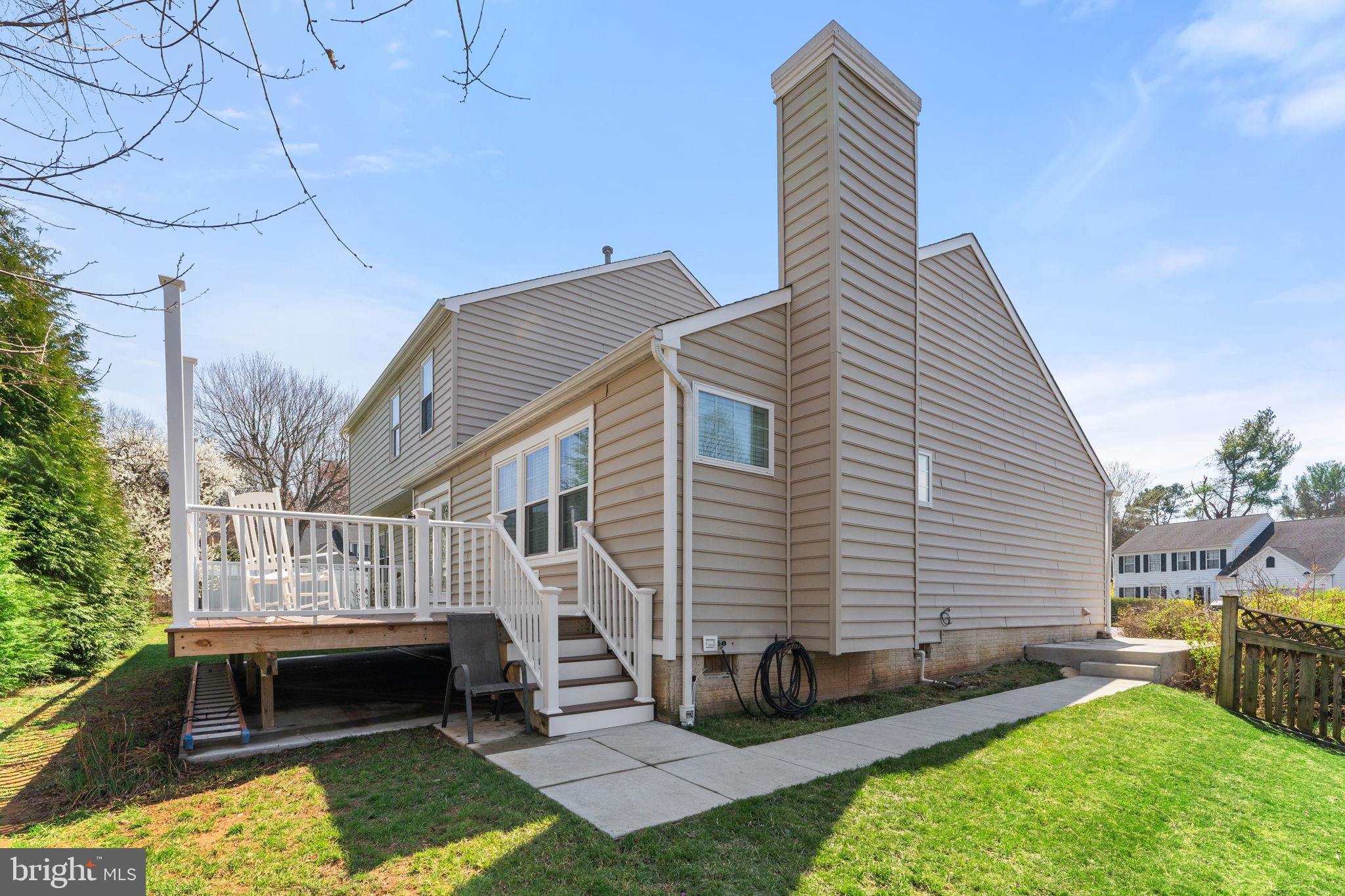 CHESTNUT TURN - Residential