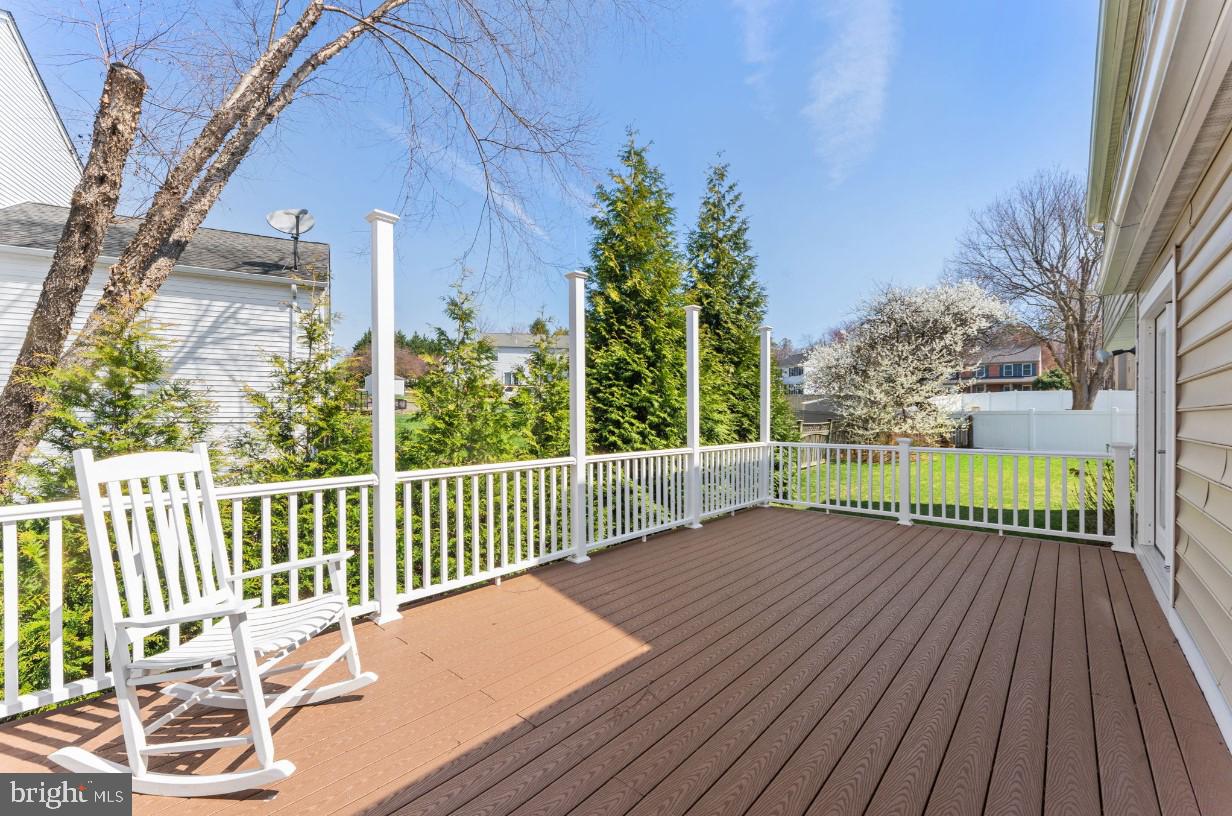 CHESTNUT TURN - Residential