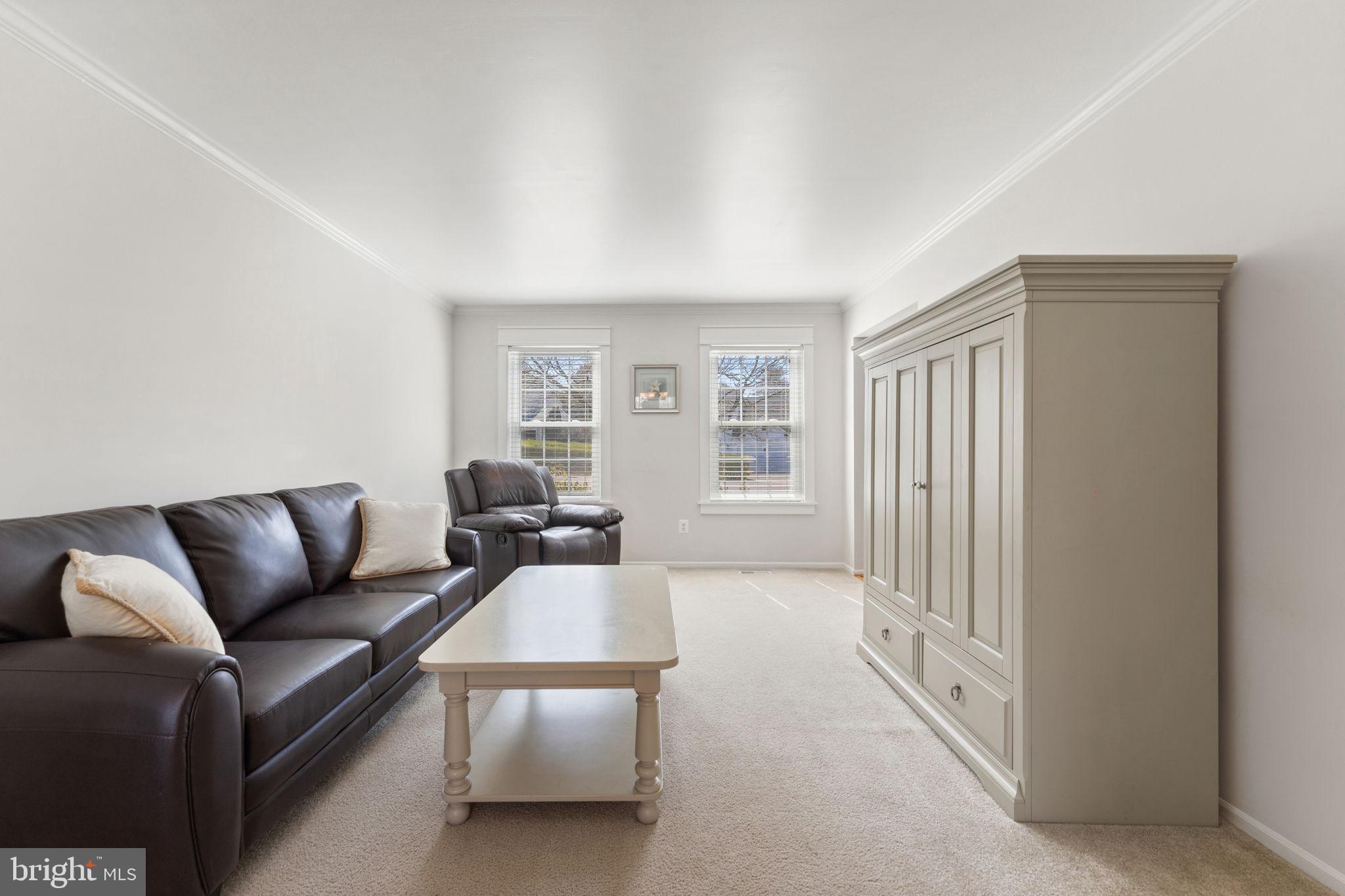 CHESTNUT TURN - Residential