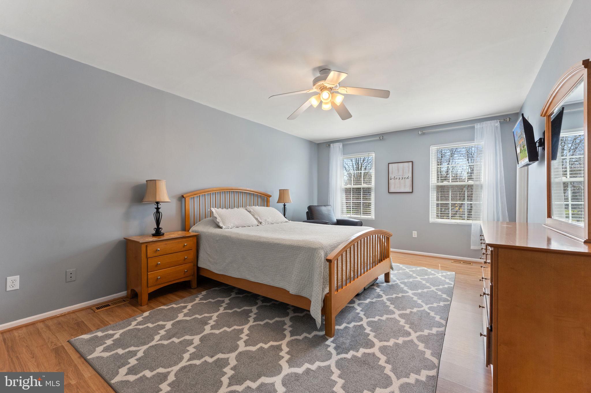 CHESTNUT TURN - Residential