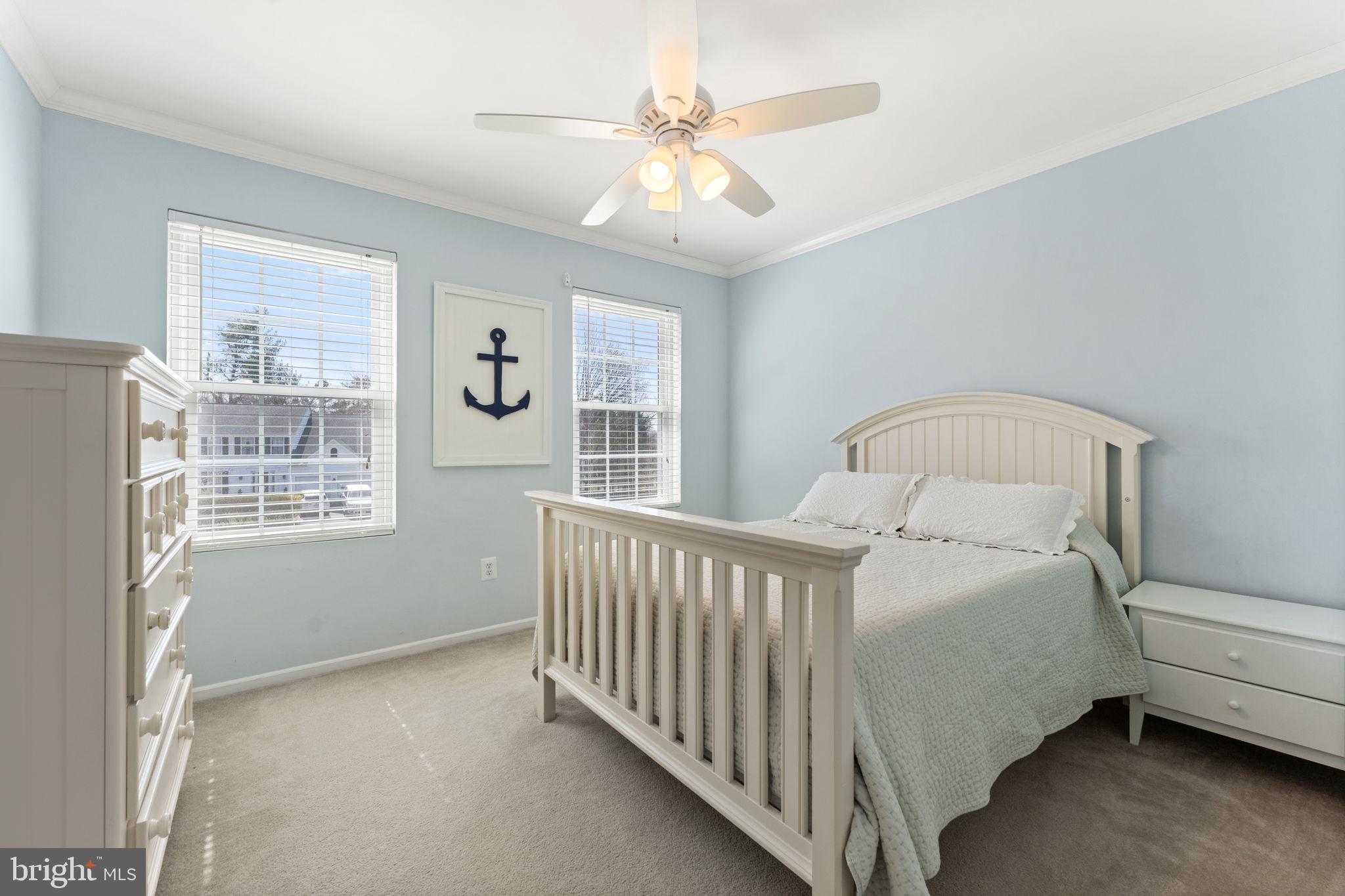 CHESTNUT TURN - Residential