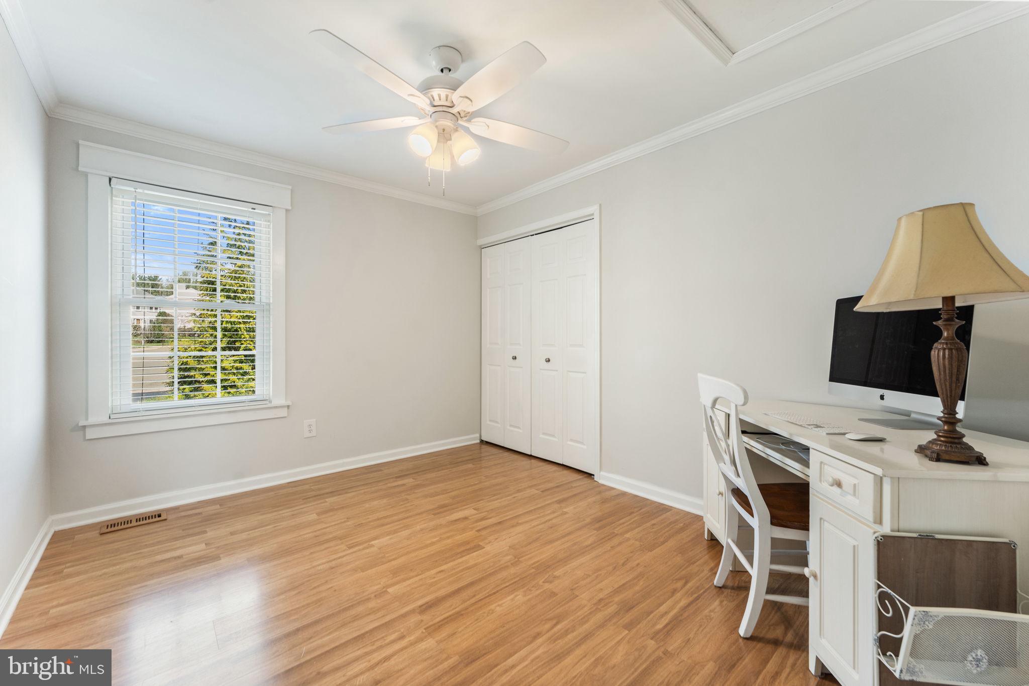 CHESTNUT TURN - Residential