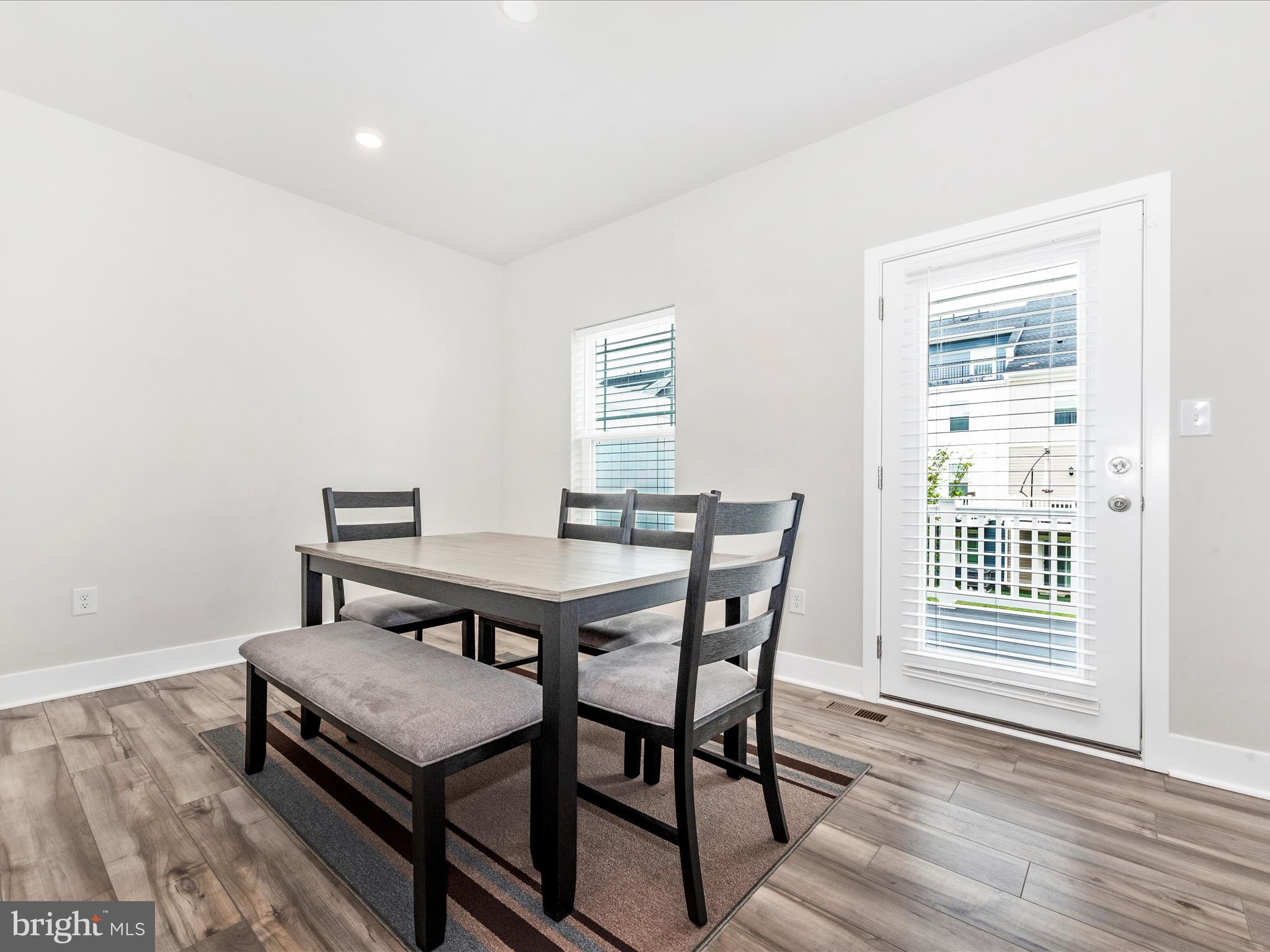 WATER'S LANDING - Residential