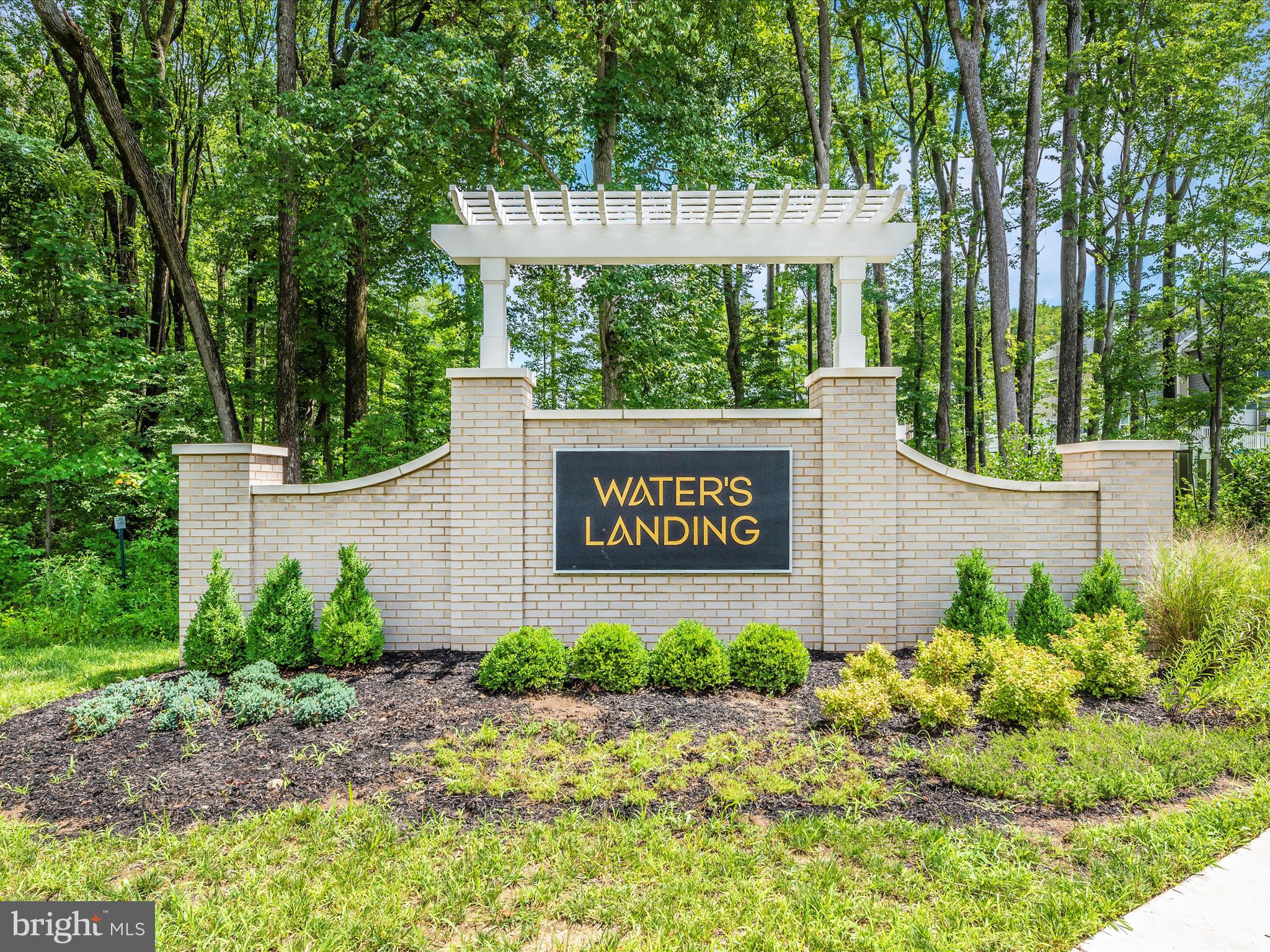 WATER'S LANDING - Residential