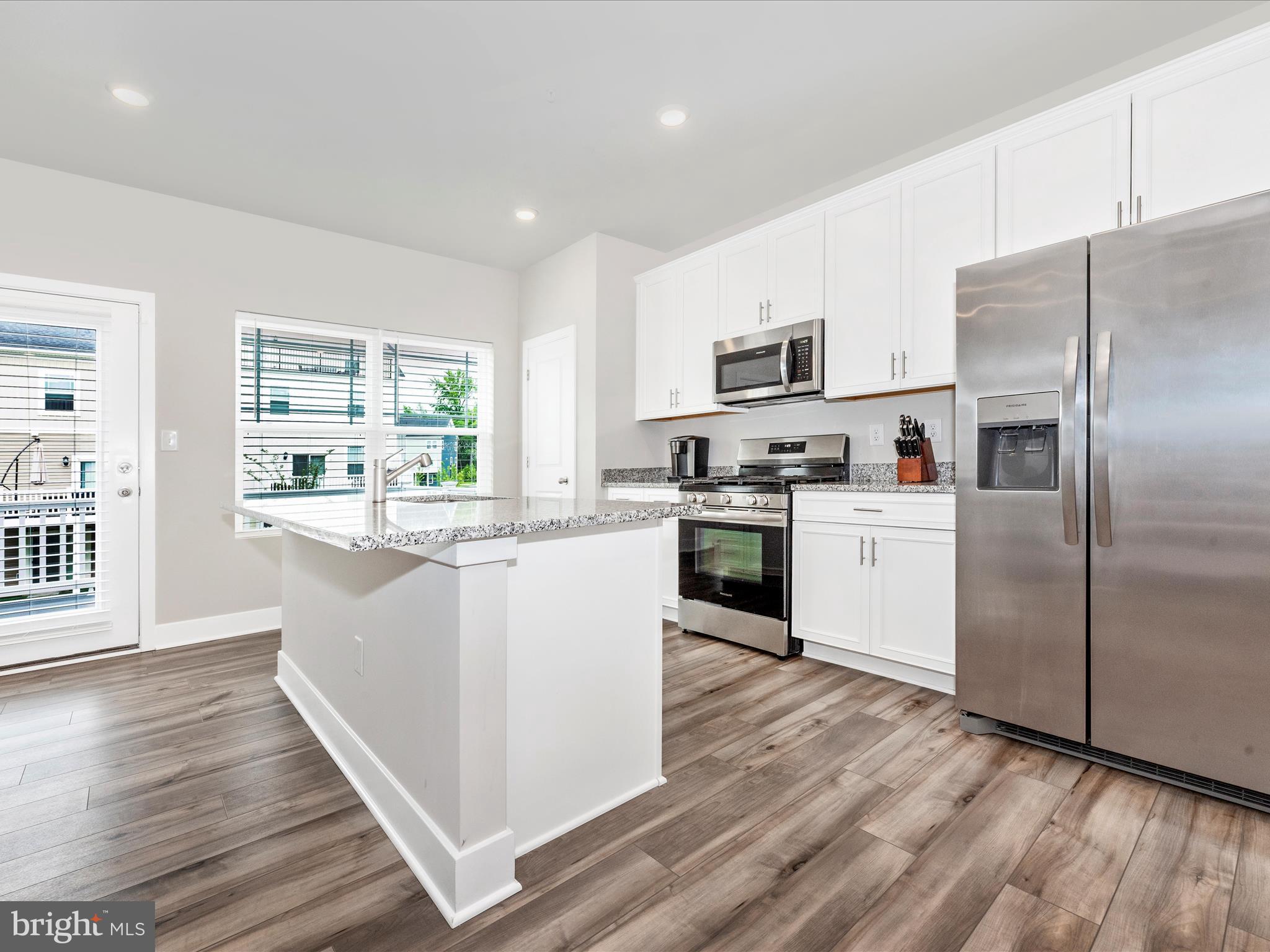 WATER'S LANDING - Residential