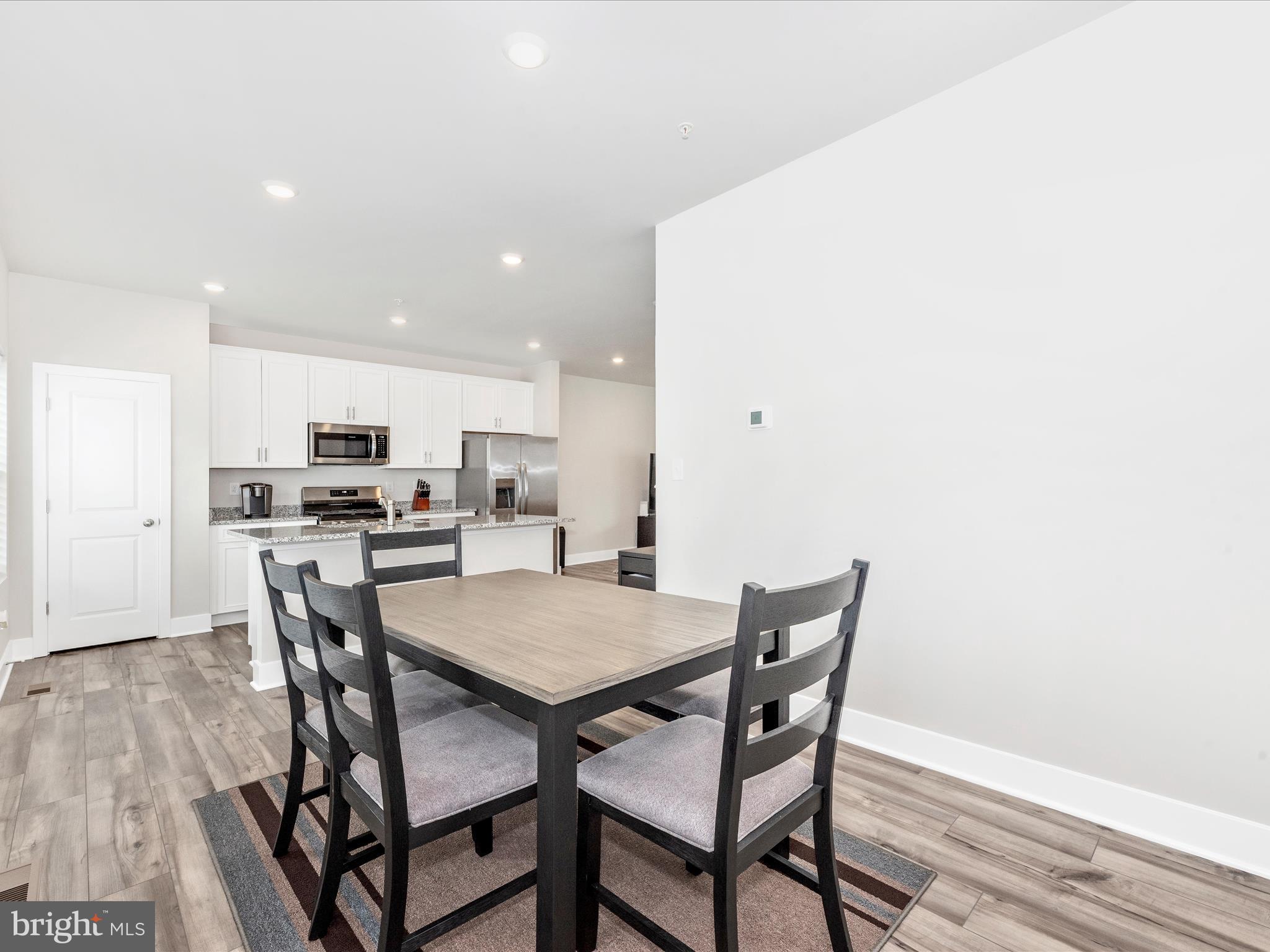 WATER'S LANDING - Residential