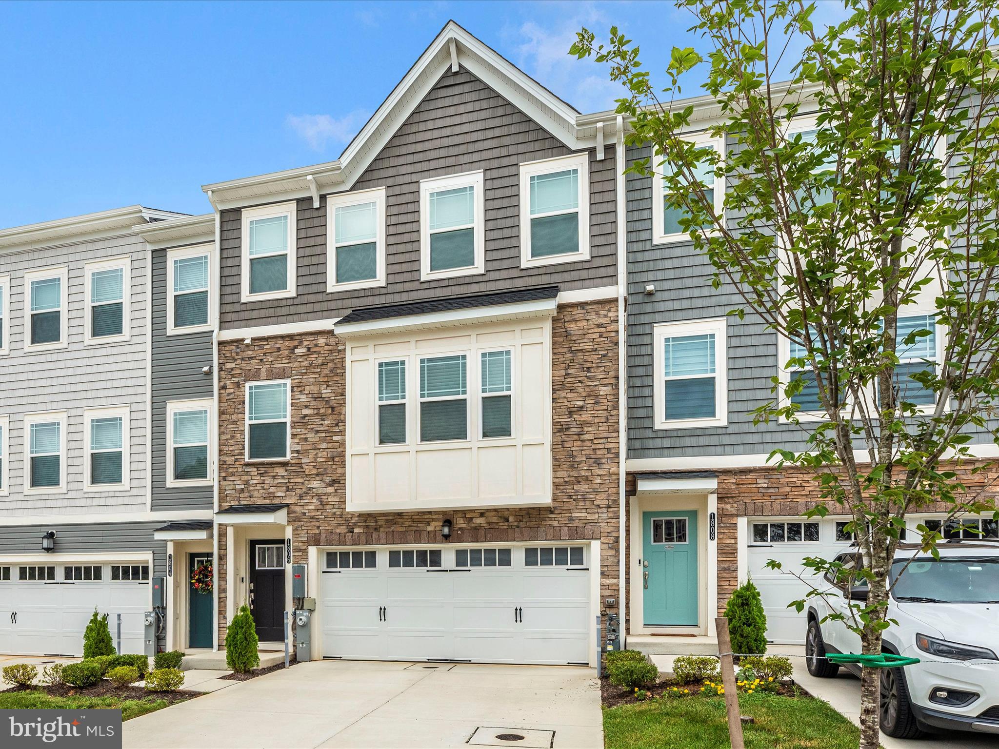 WATER'S LANDING - Residential