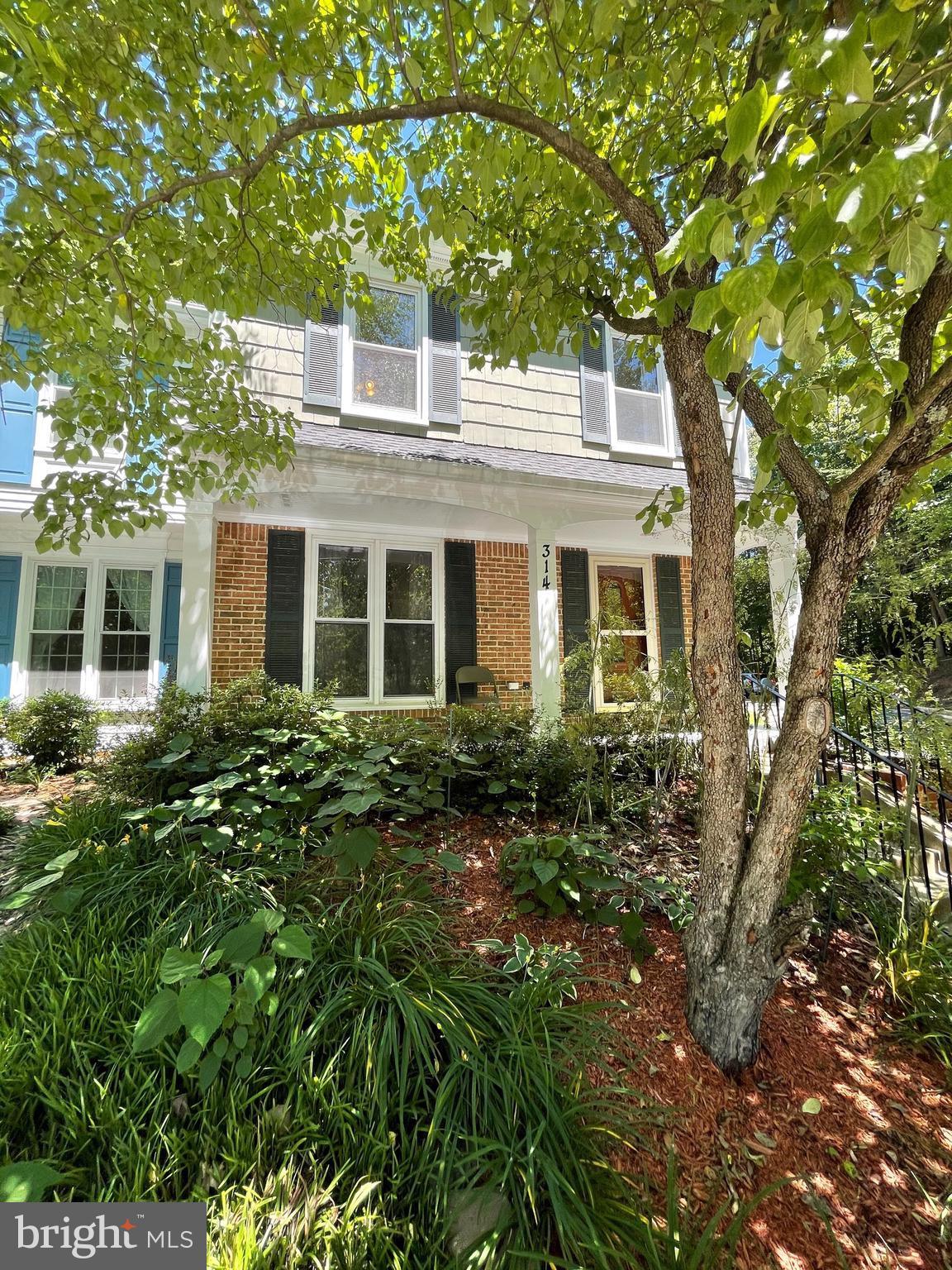 314 CRESCENDO WAY