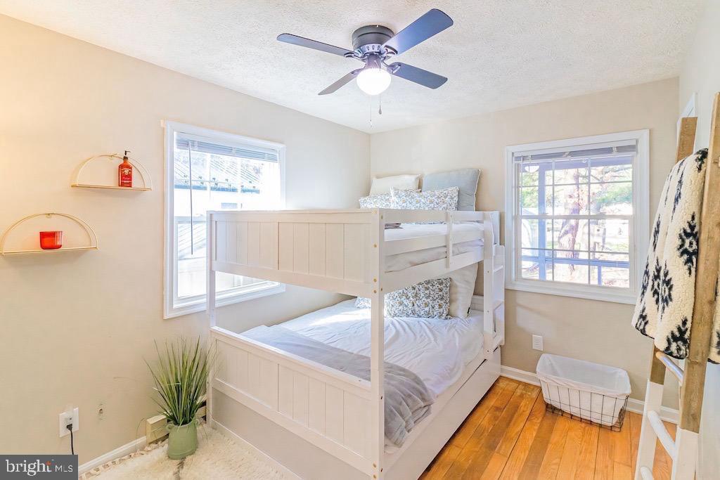 PINEY POINT HOMES - Residential Lease