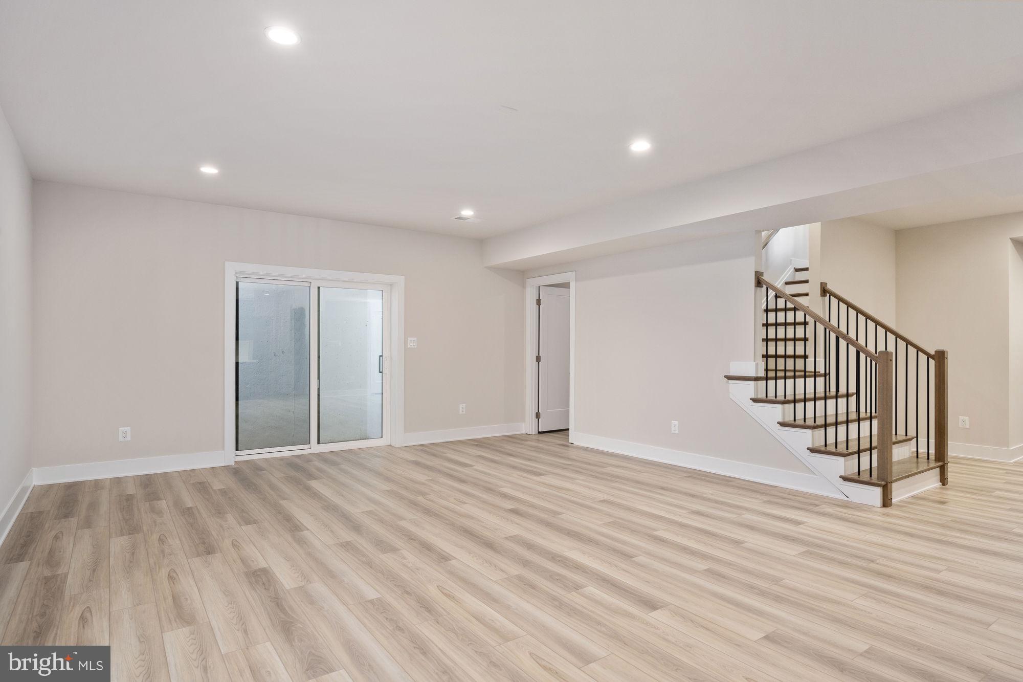 THE GROVE AT DOMINION HILLS - Residential