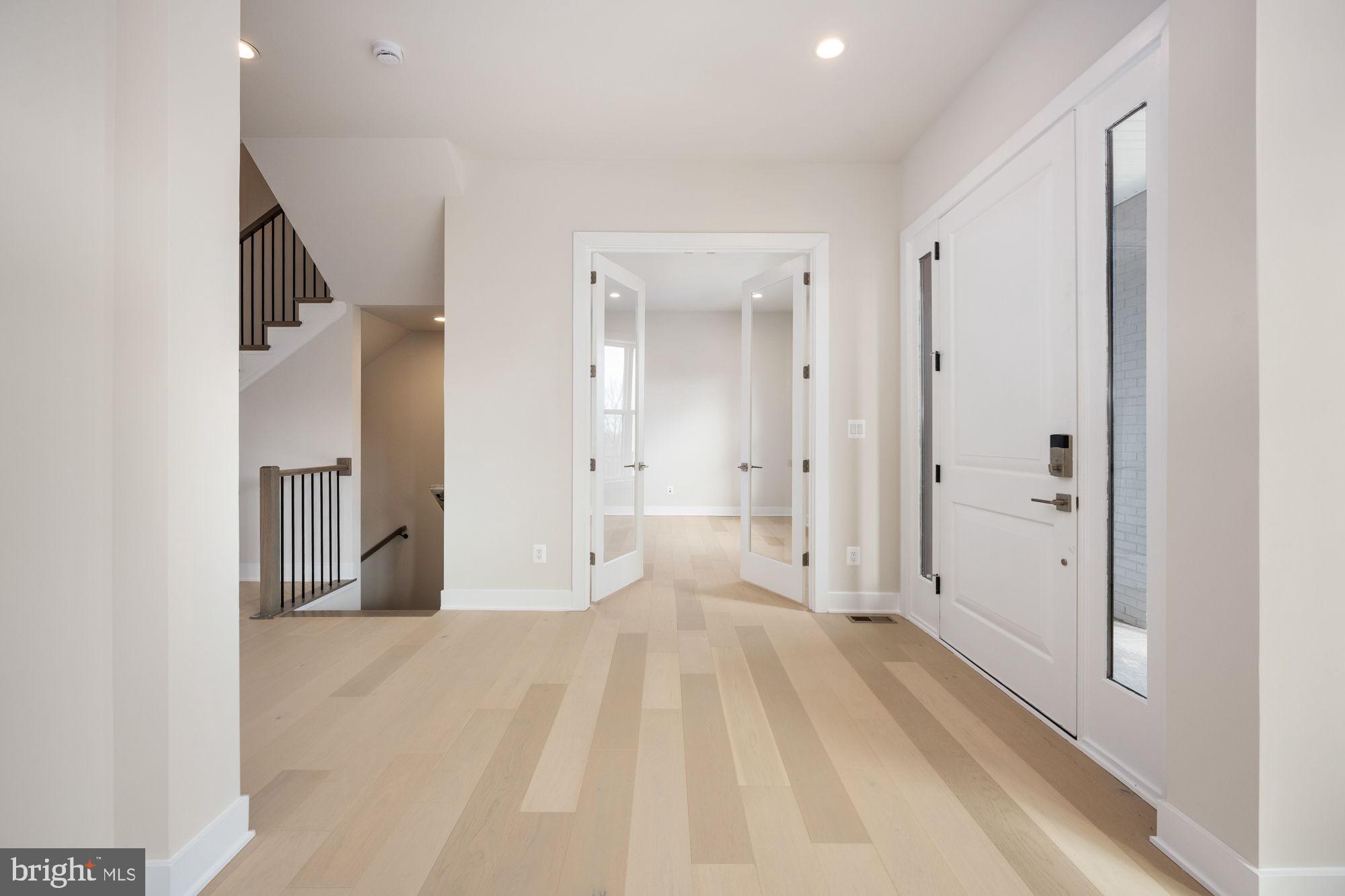 THE GROVE AT DOMINION HILLS - Residential