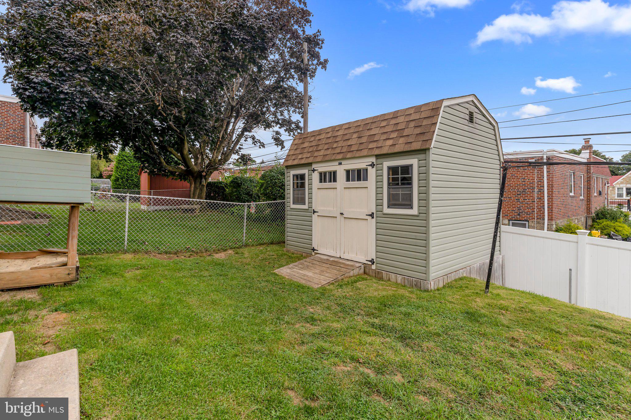 WINCHESTER PARK - Residential