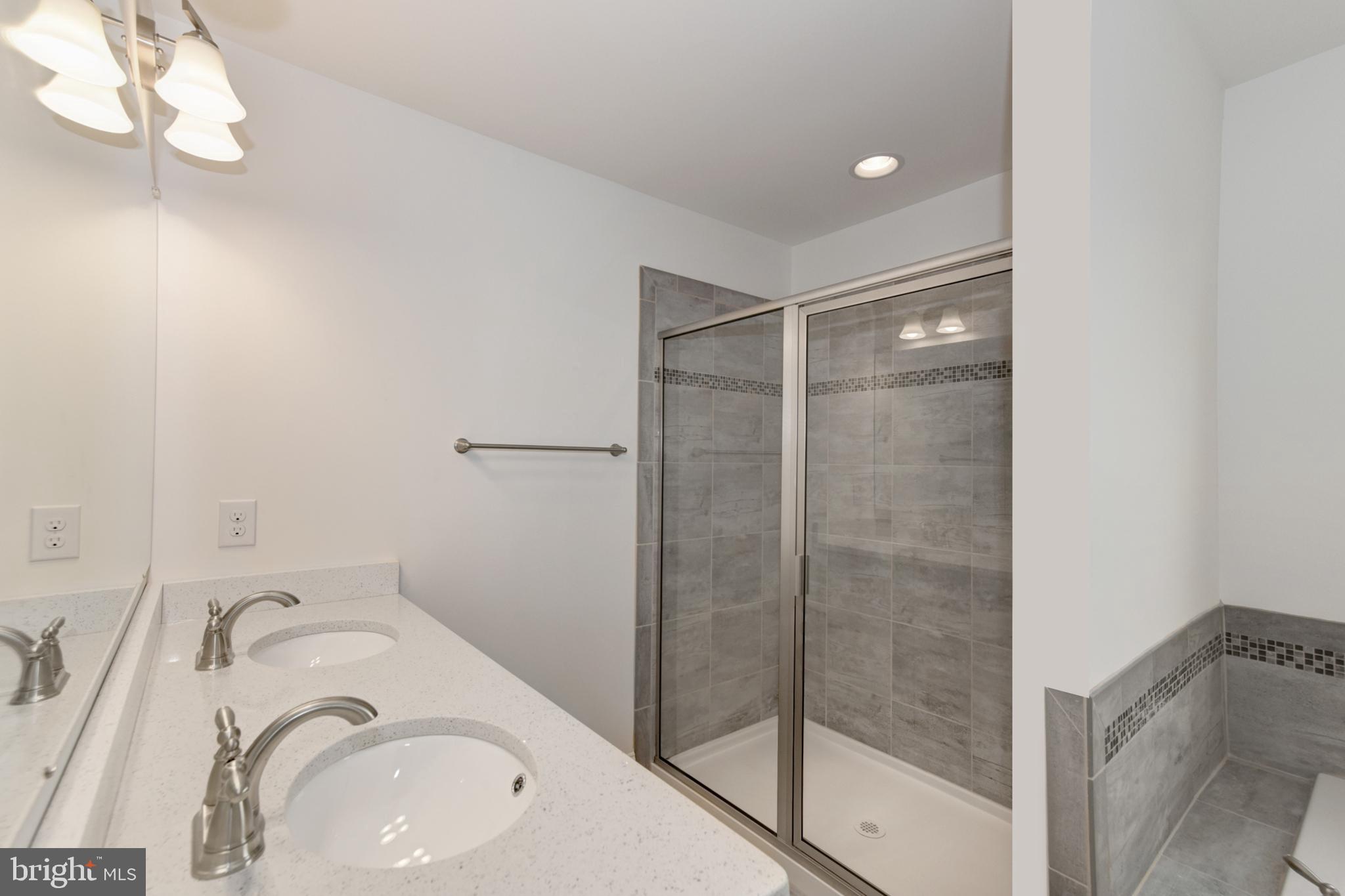 ROTHWELL ESTATES - Residential