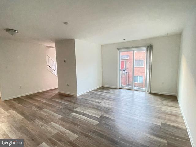 TERRACE TOWNE HOMES OF WOODLAWN - Residential