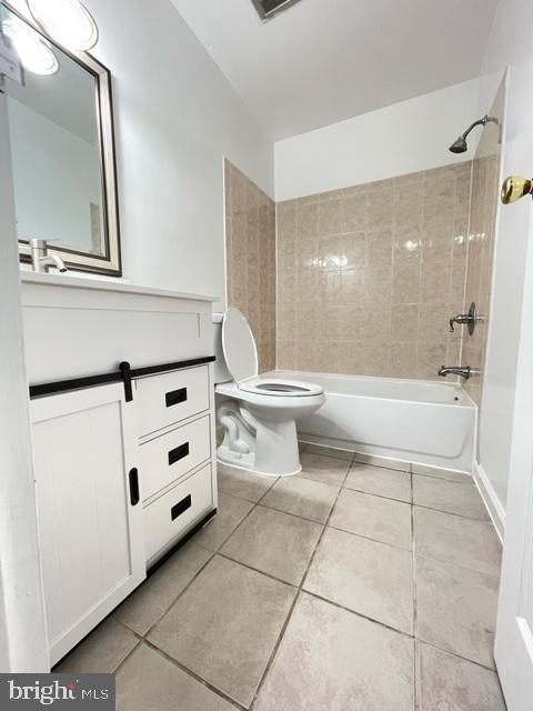 TERRACE TOWNE HOMES OF WOODLAWN - Residential