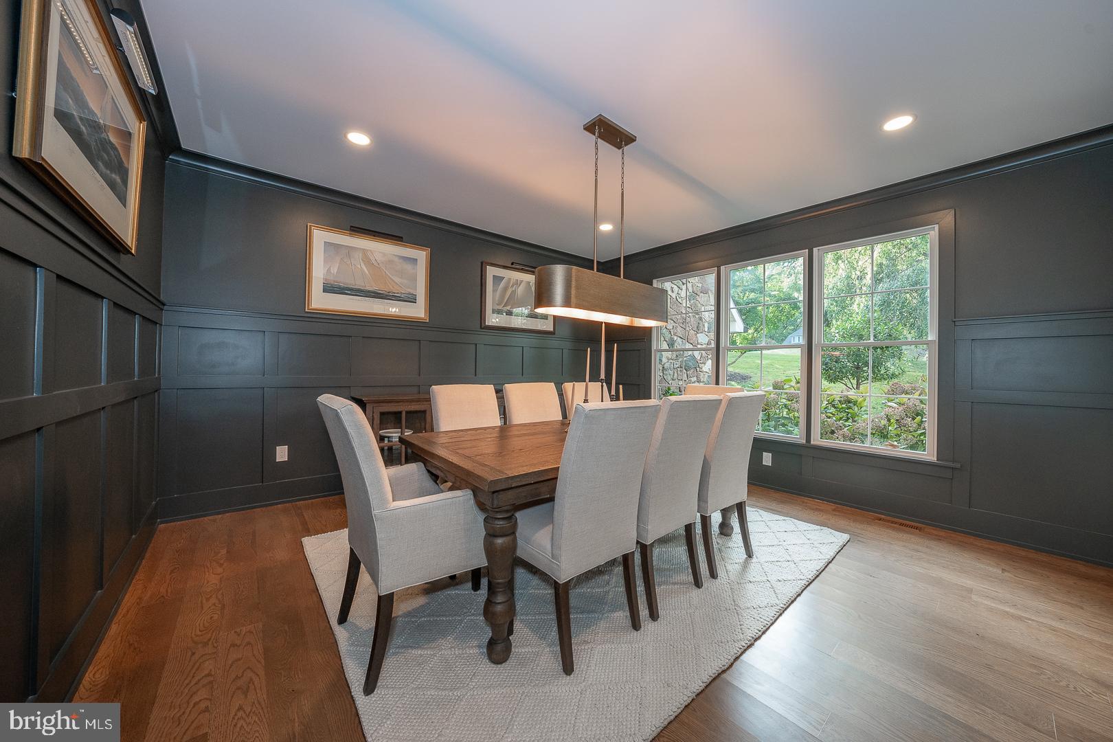 5 HONEYSUCKLE COURT