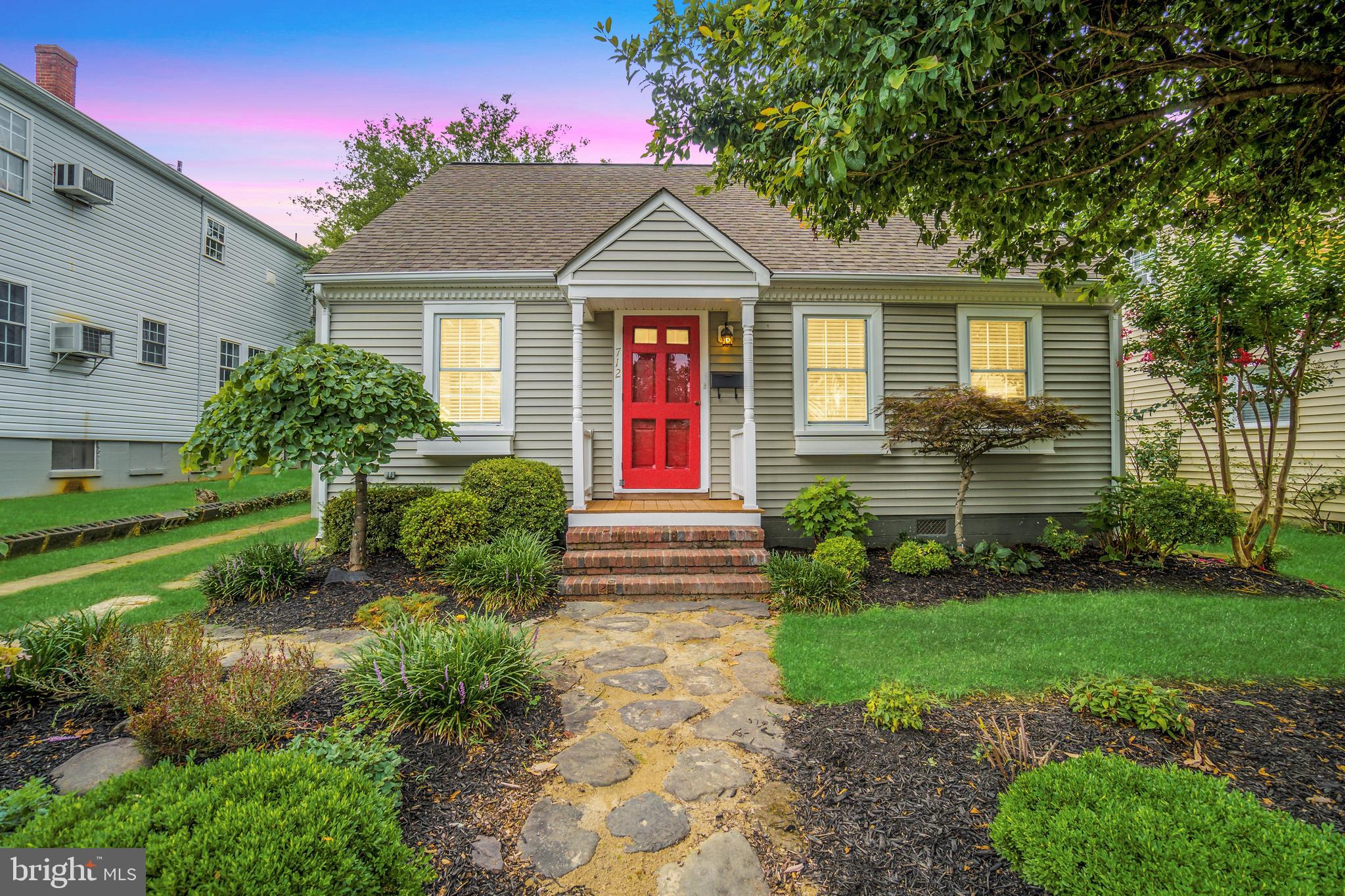 DOWNTOWN FREDERICKSBURG - Residential Lease