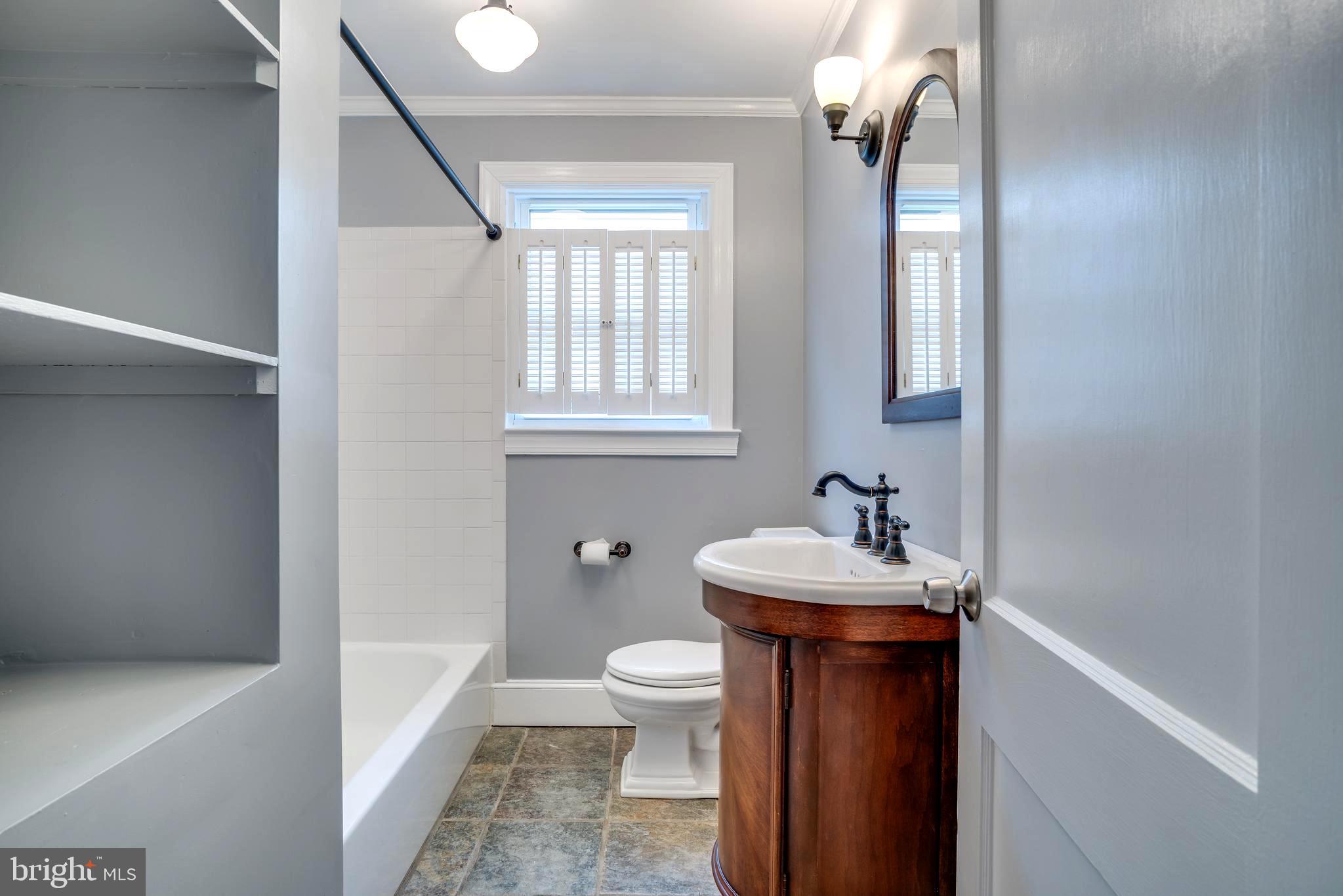 DOWNTOWN FREDERICKSBURG - Residential Lease