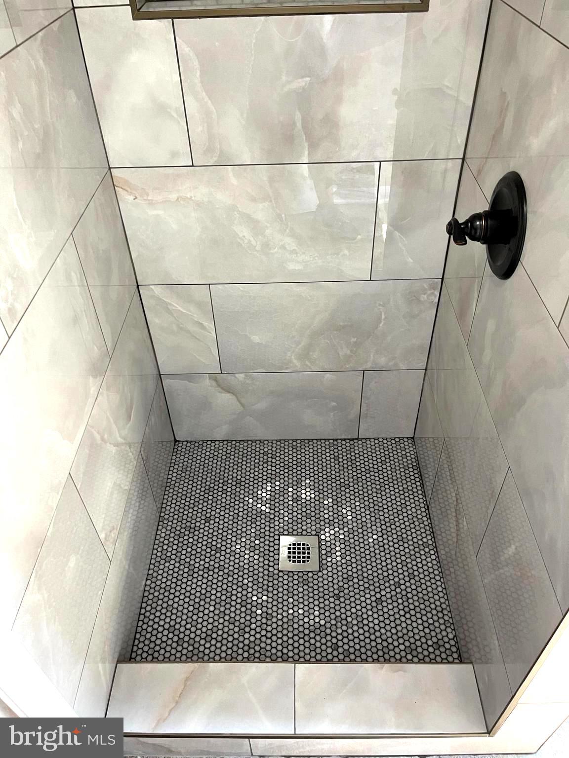 DOWNTOWN FREDERICKSBURG - Residential Lease