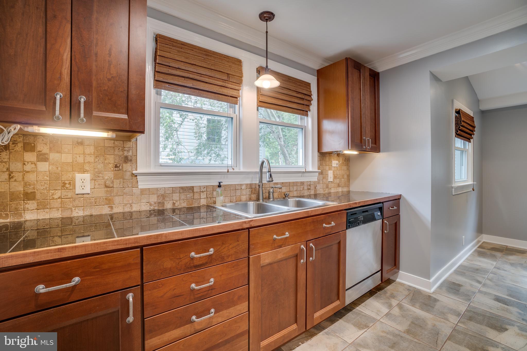 DOWNTOWN FREDERICKSBURG - Residential Lease