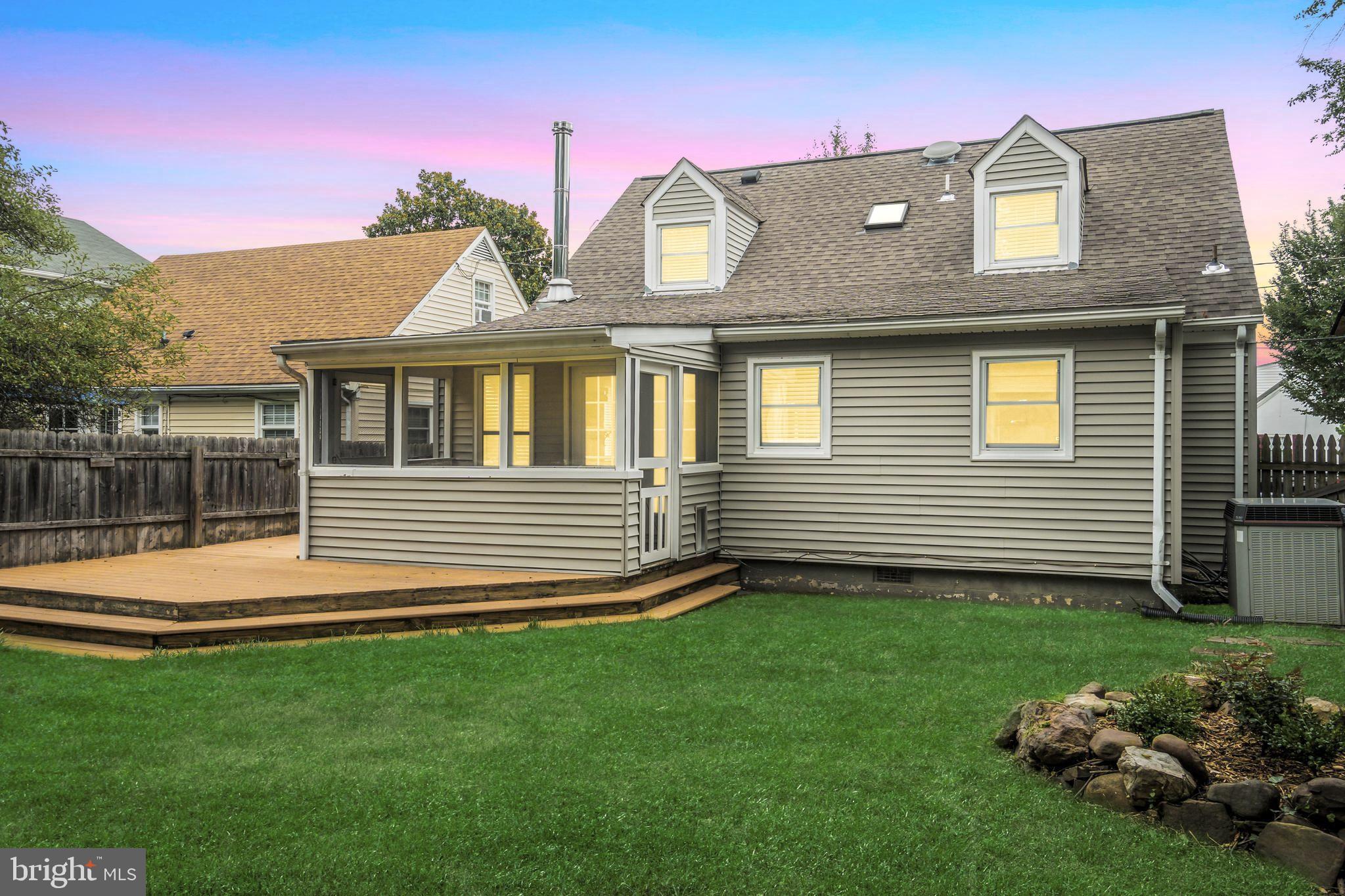 DOWNTOWN FREDERICKSBURG - Residential Lease