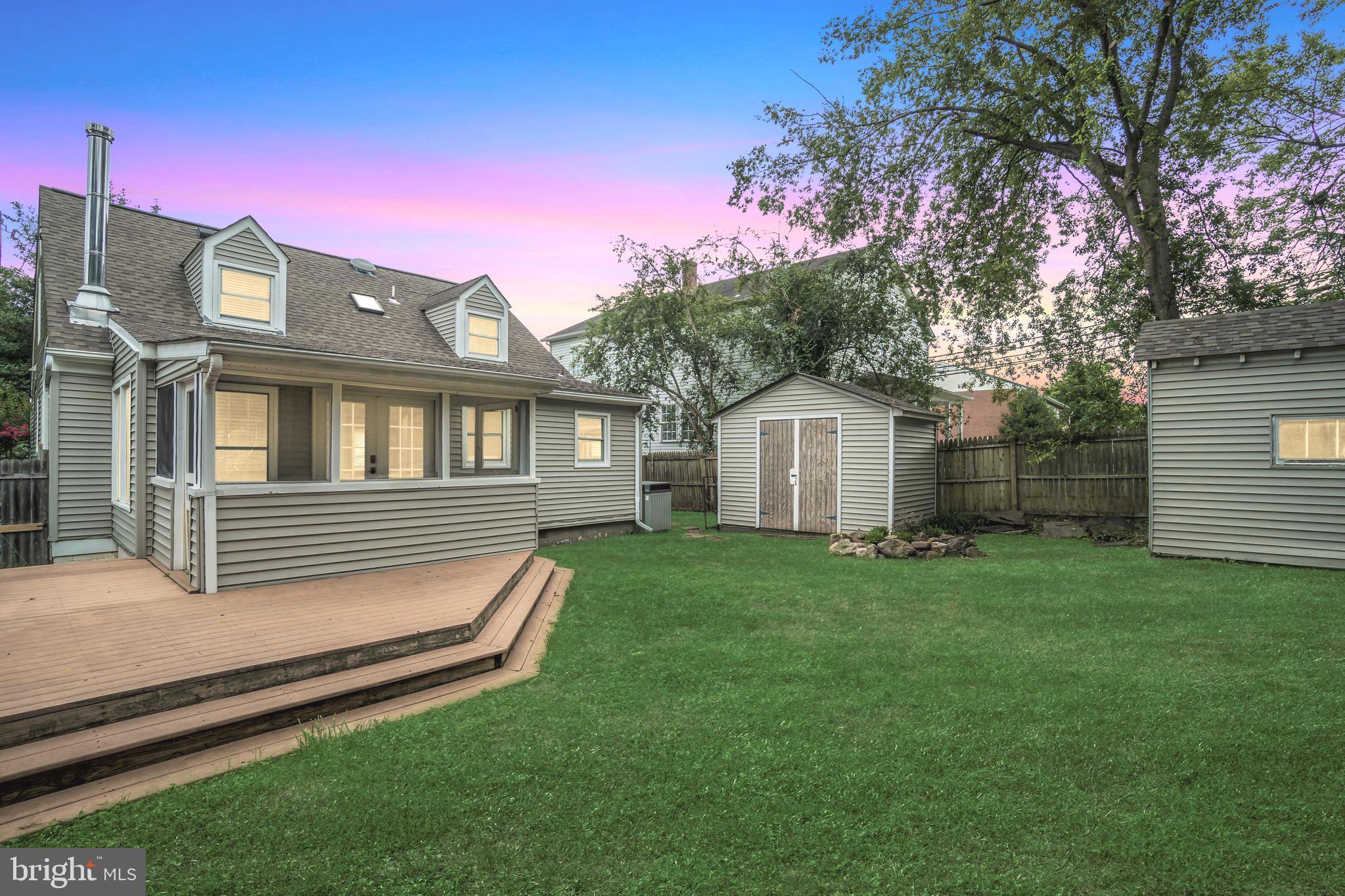 DOWNTOWN FREDERICKSBURG - Residential Lease