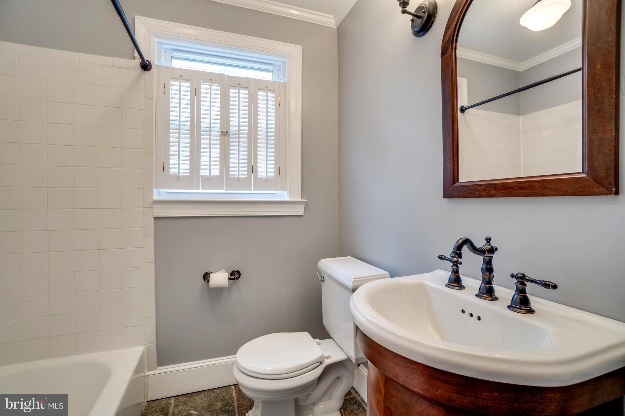 DOWNTOWN FREDERICKSBURG - Residential Lease