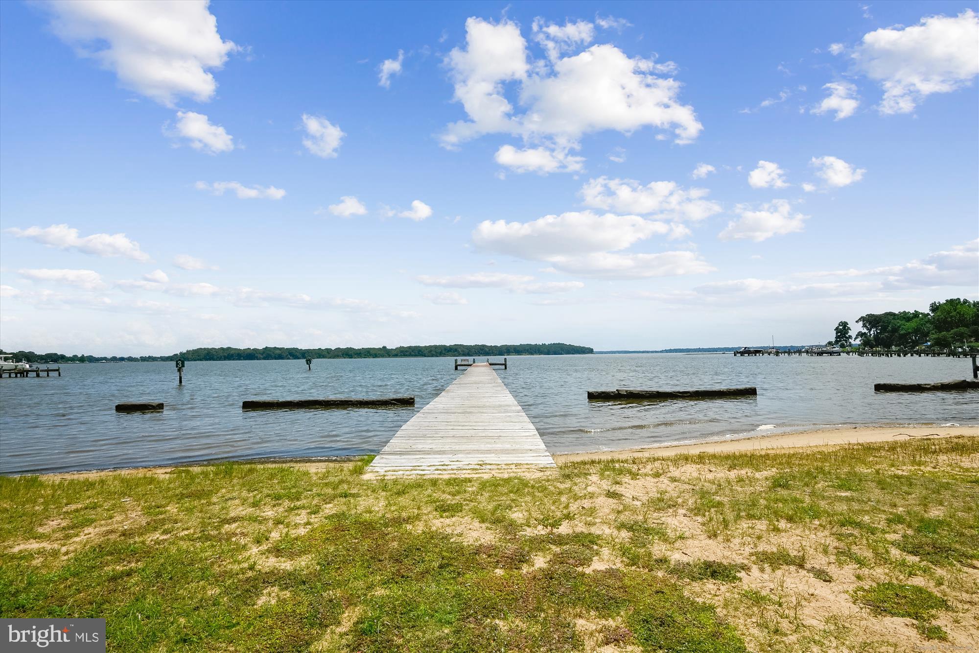 LONG POINT ON THE MAGOTHY - Residential