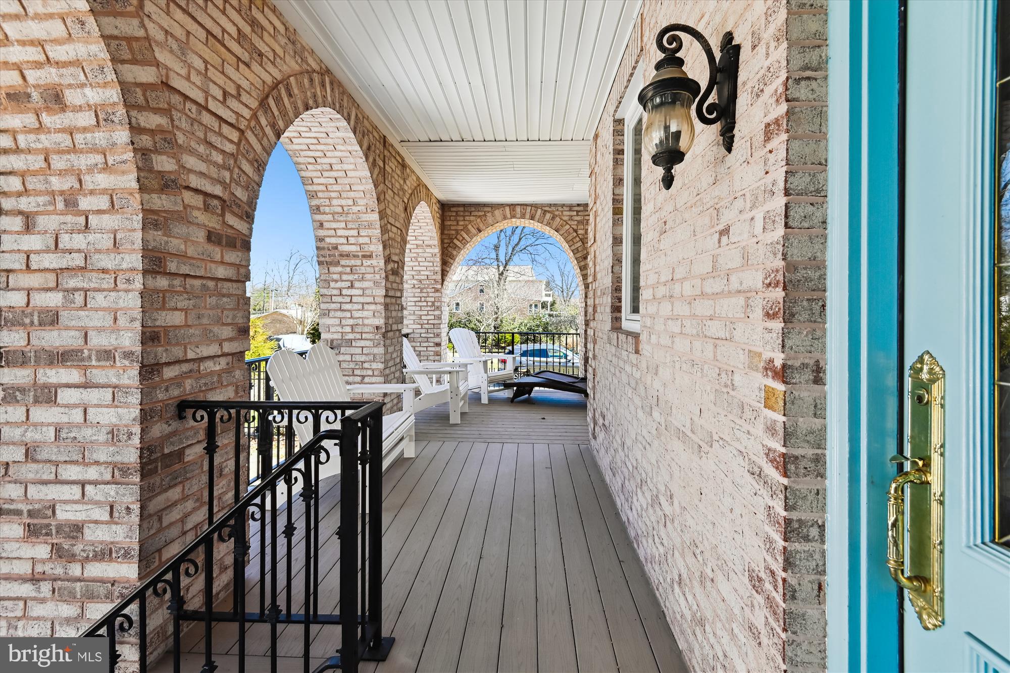 LONG POINT ON THE MAGOTHY - Residential