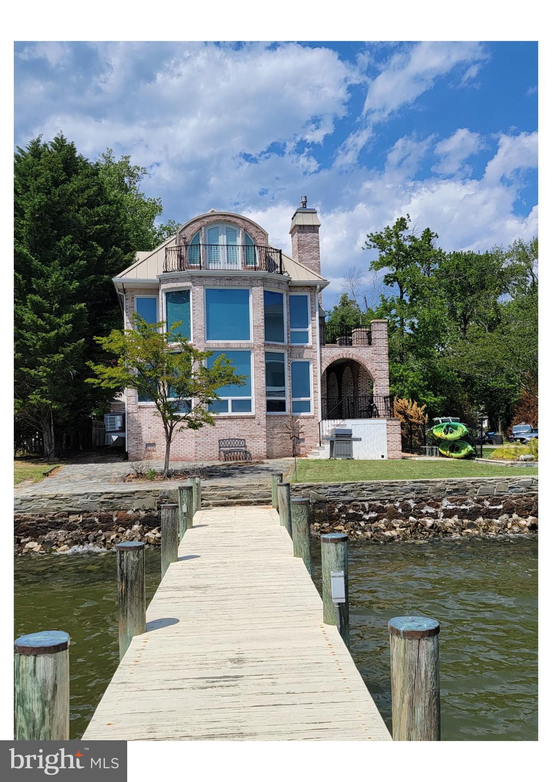 LONG POINT ON THE MAGOTHY - Residential