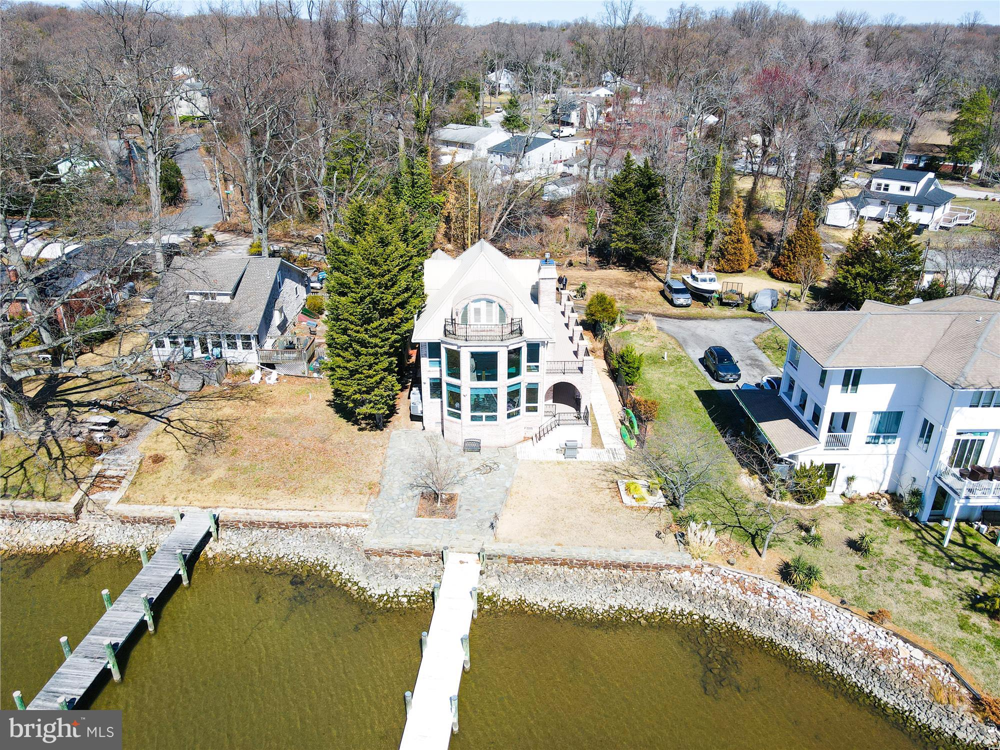 LONG POINT ON THE MAGOTHY - Residential