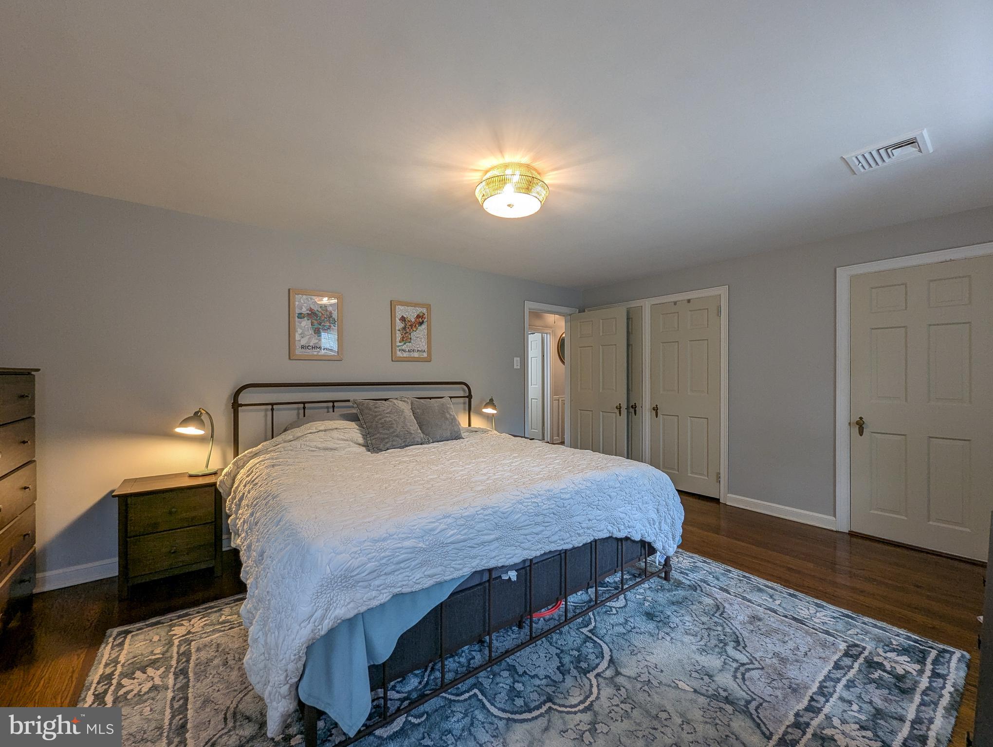 MEADOW BROOK - Residential