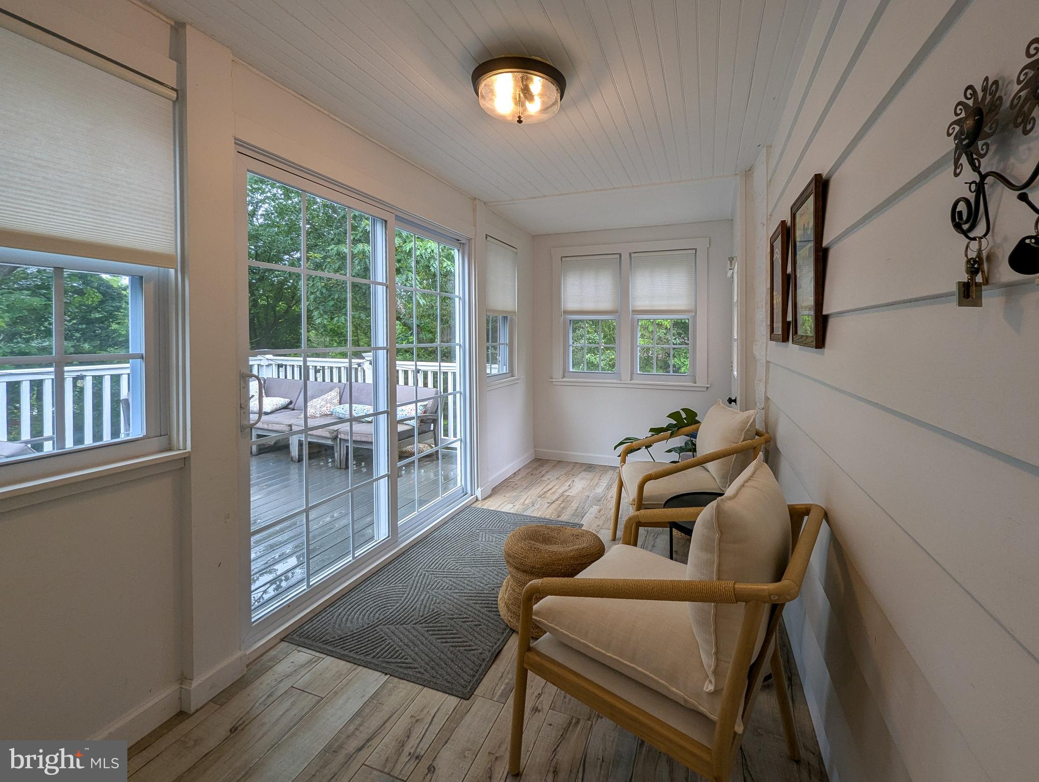 MEADOW BROOK - Residential