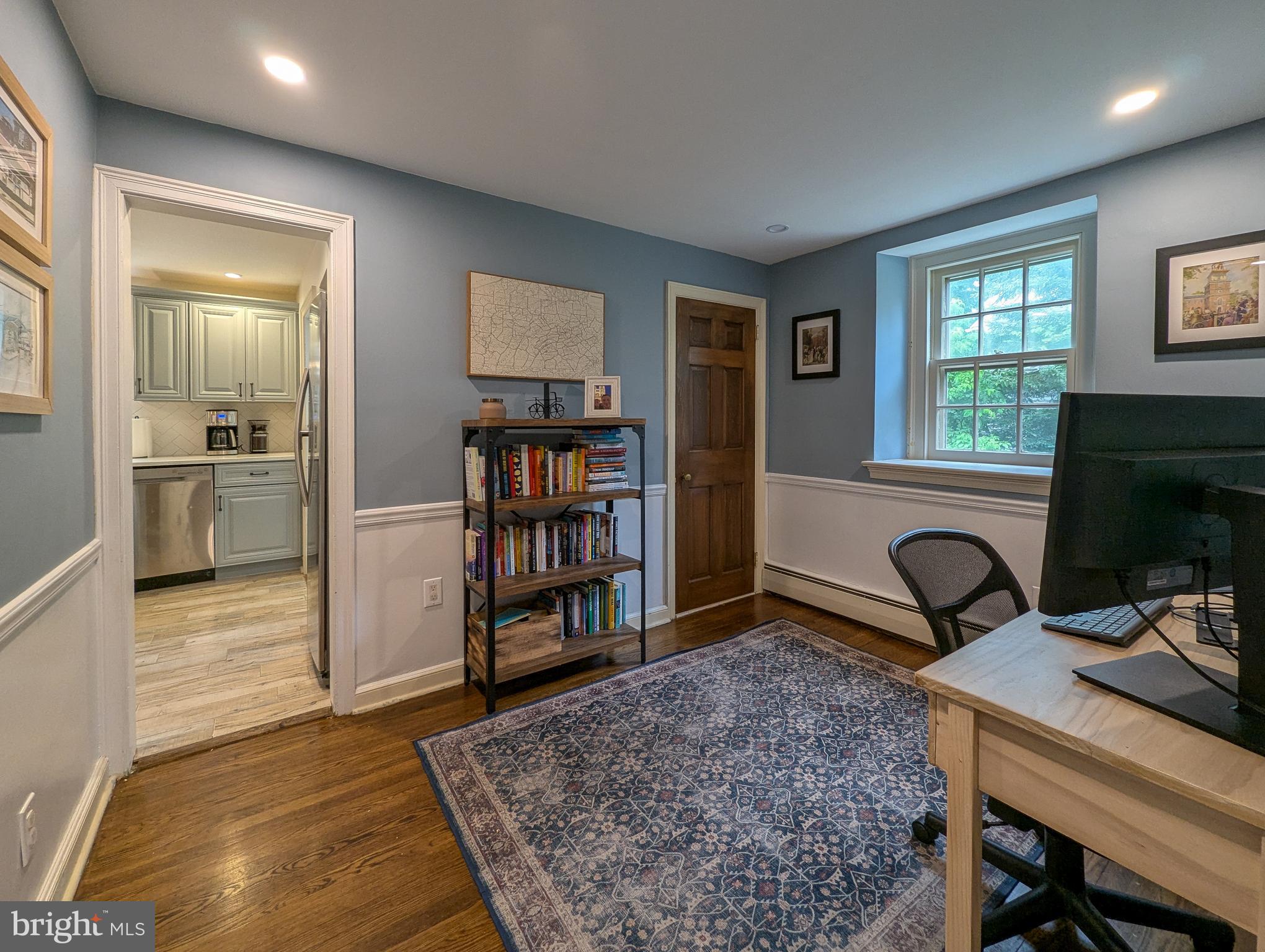 MEADOW BROOK - Residential