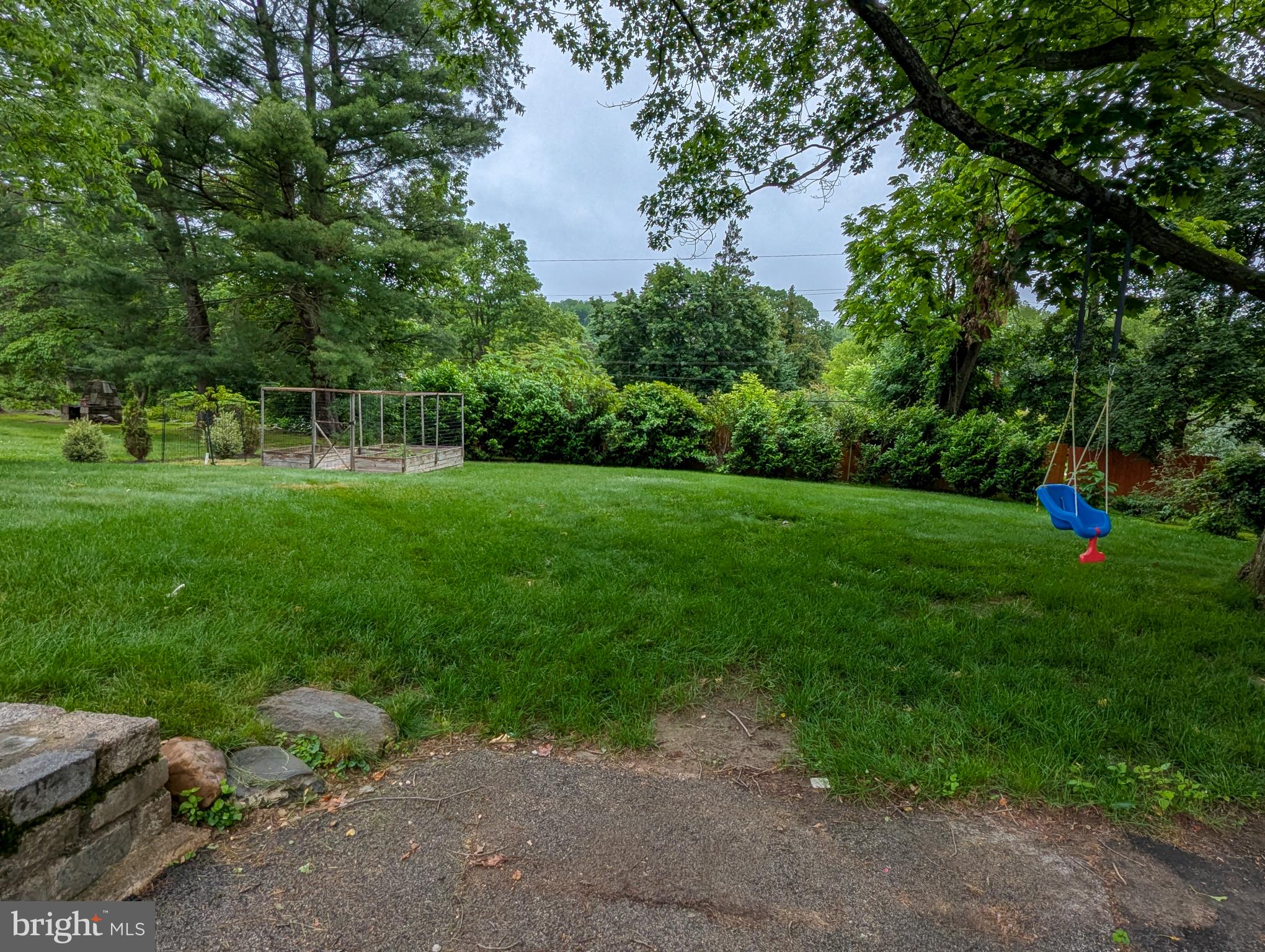 MEADOW BROOK - Residential