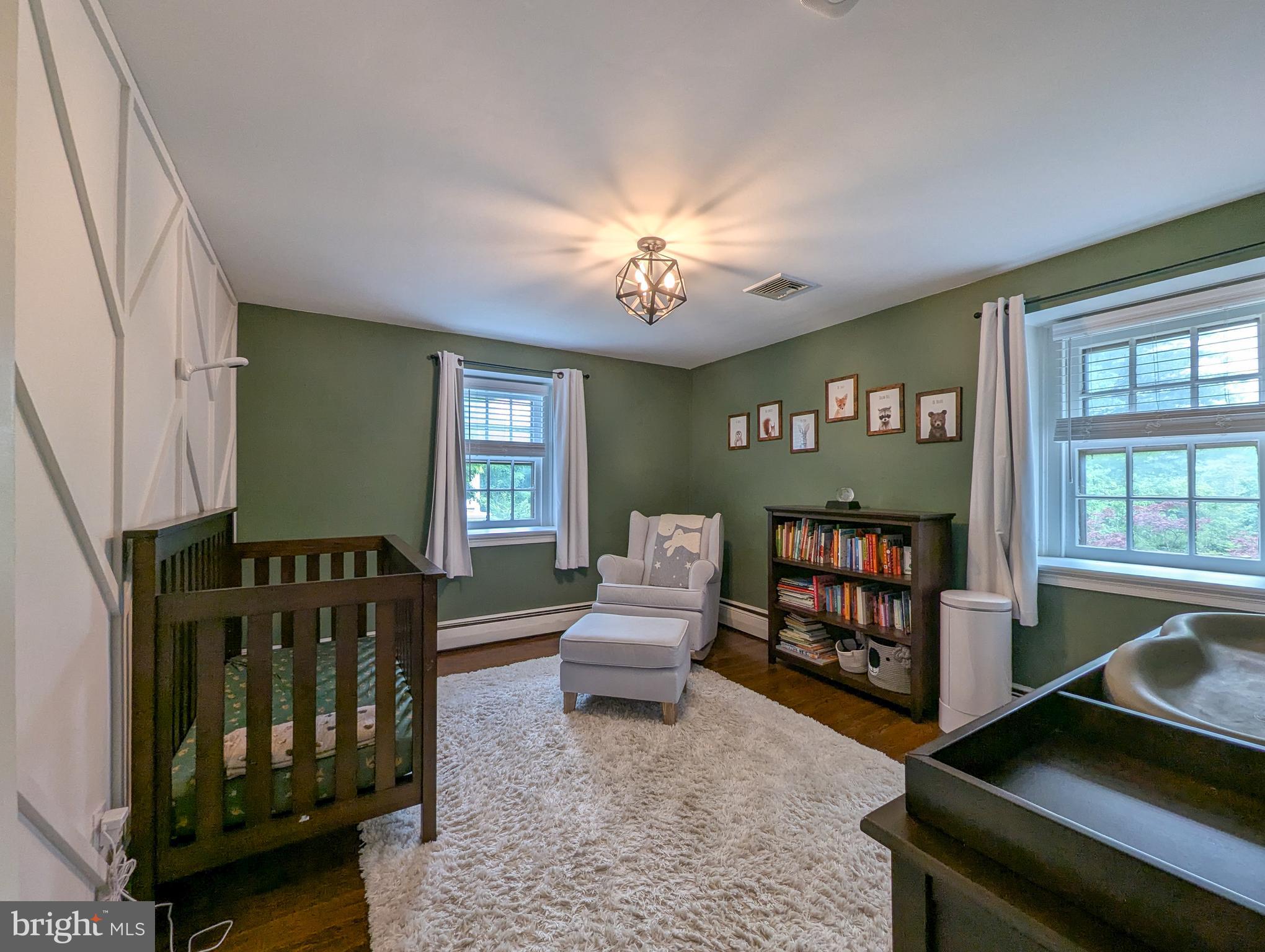 MEADOW BROOK - Residential