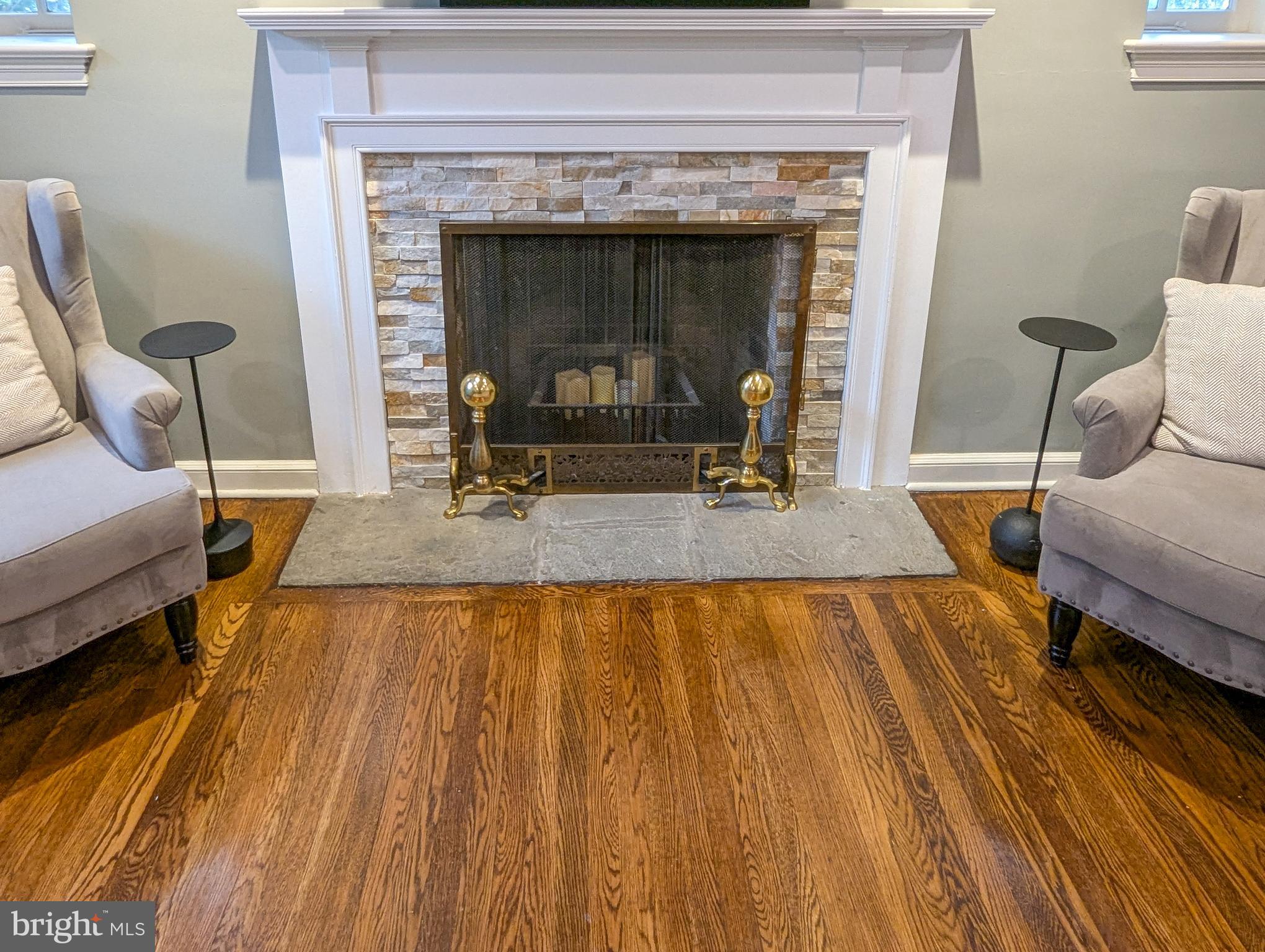 MEADOW BROOK - Residential