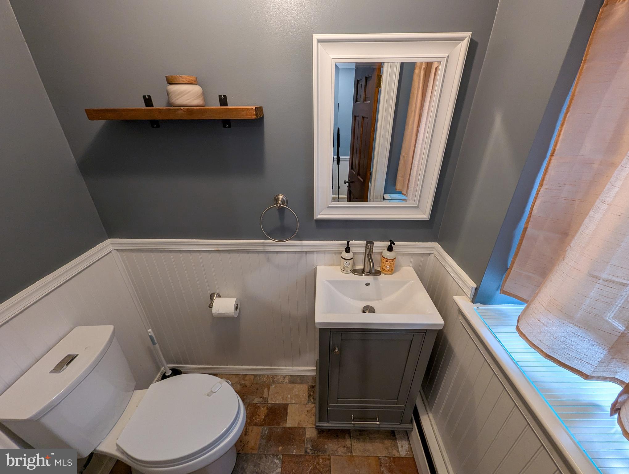 MEADOW BROOK - Residential