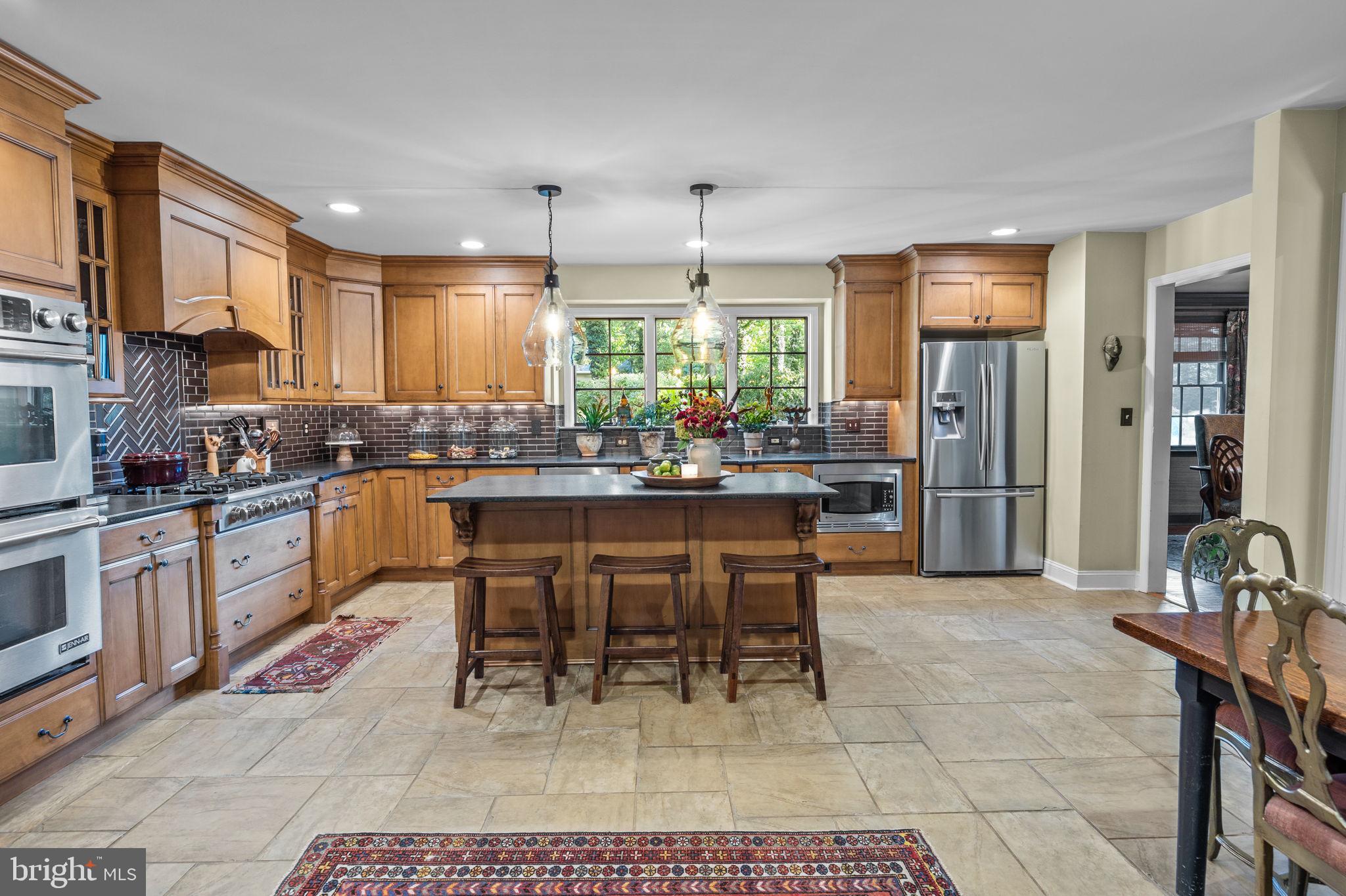 WEST ACRES - Residential