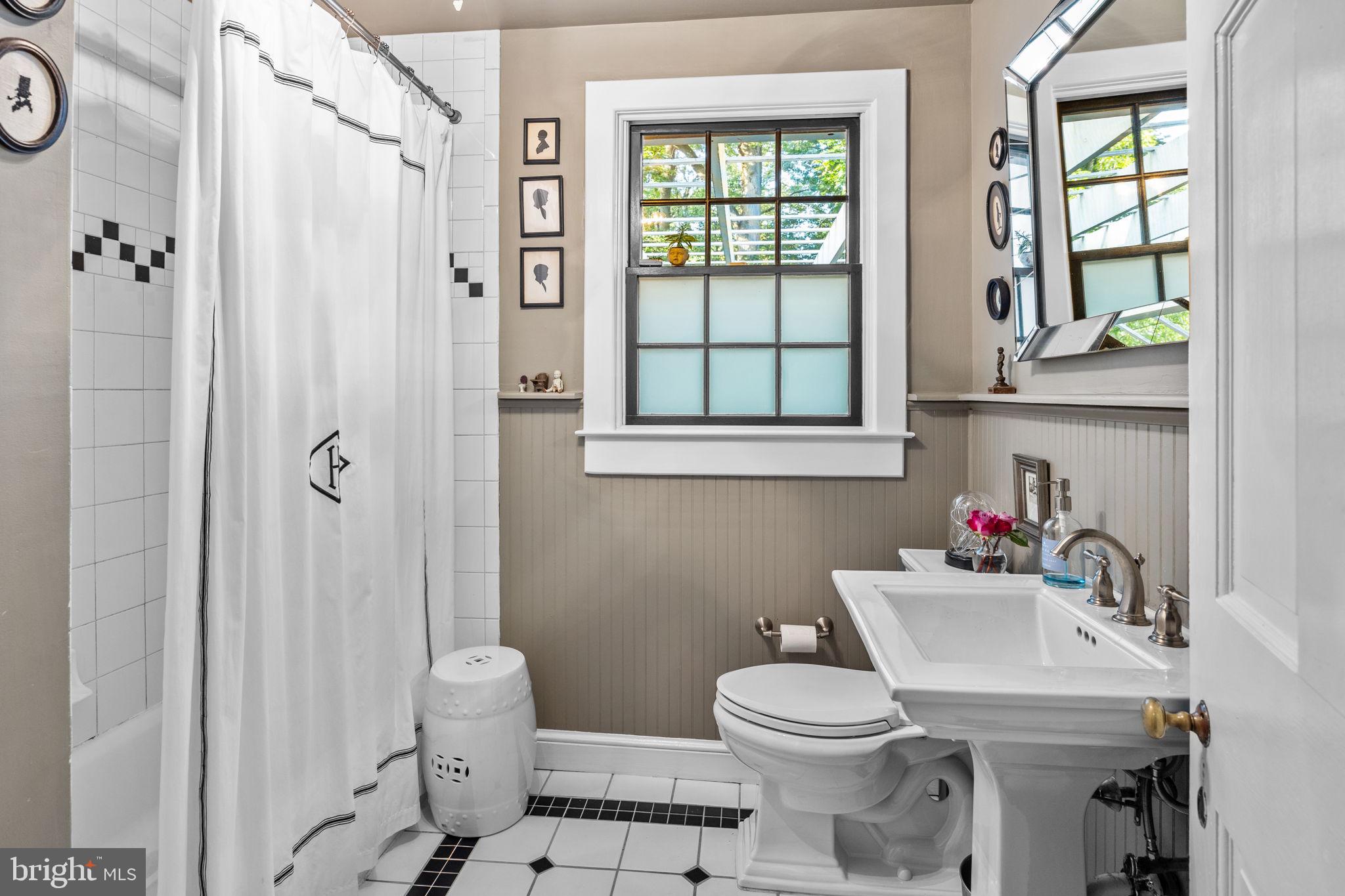 WEST ACRES - Residential