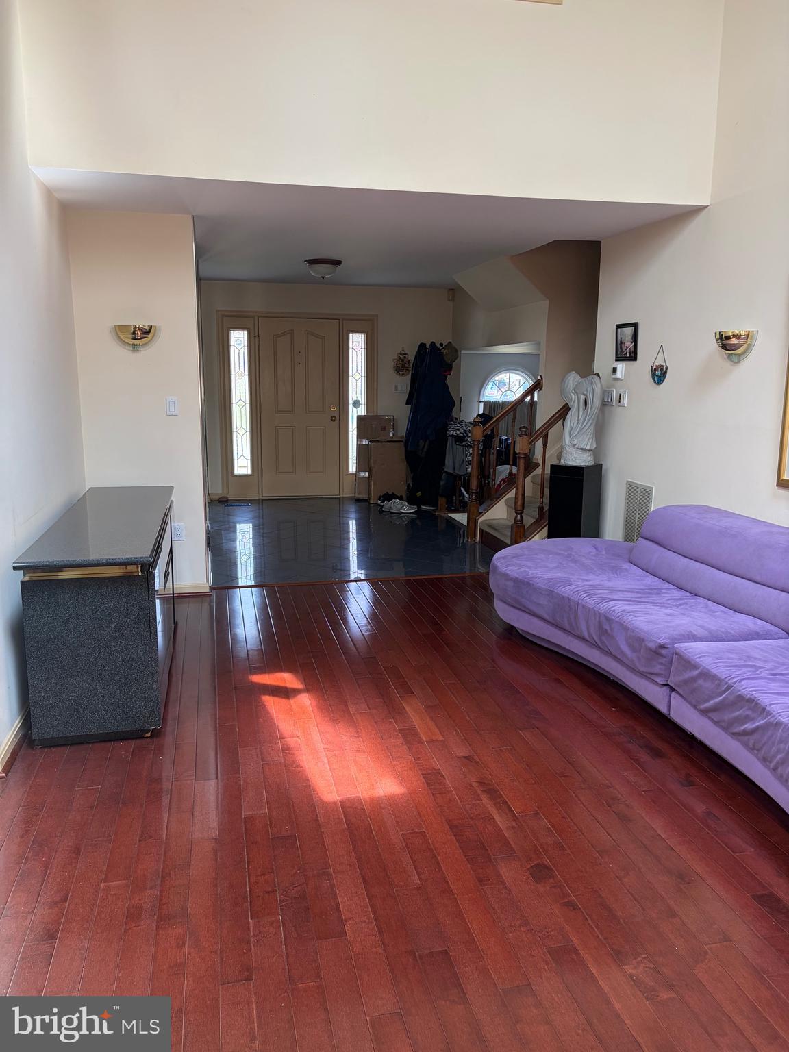 NAPLES MANOR - Residential