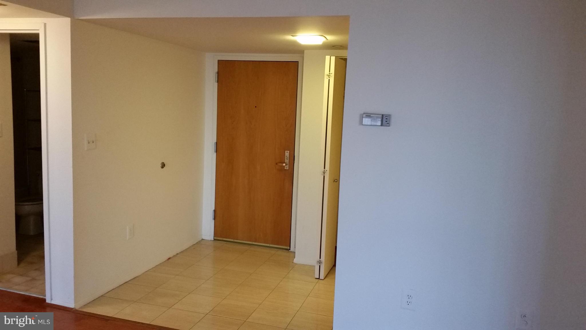 ENCORE OF MCLEAN - Residential Lease