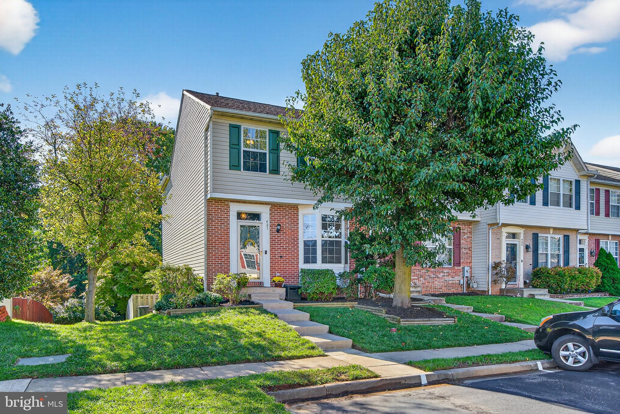 431 DEER HILL CIRCLE