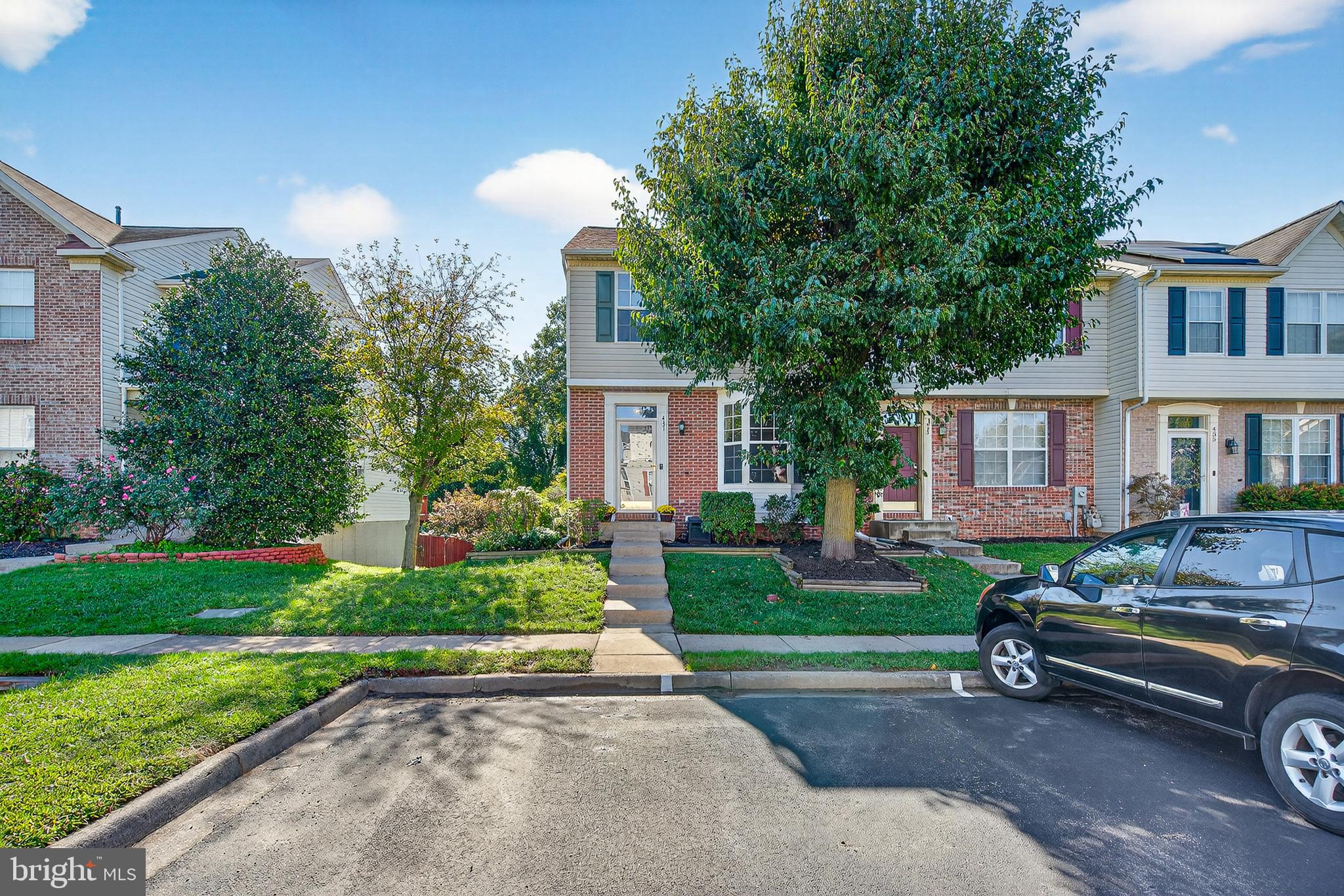 431 DEER HILL CIRCLE