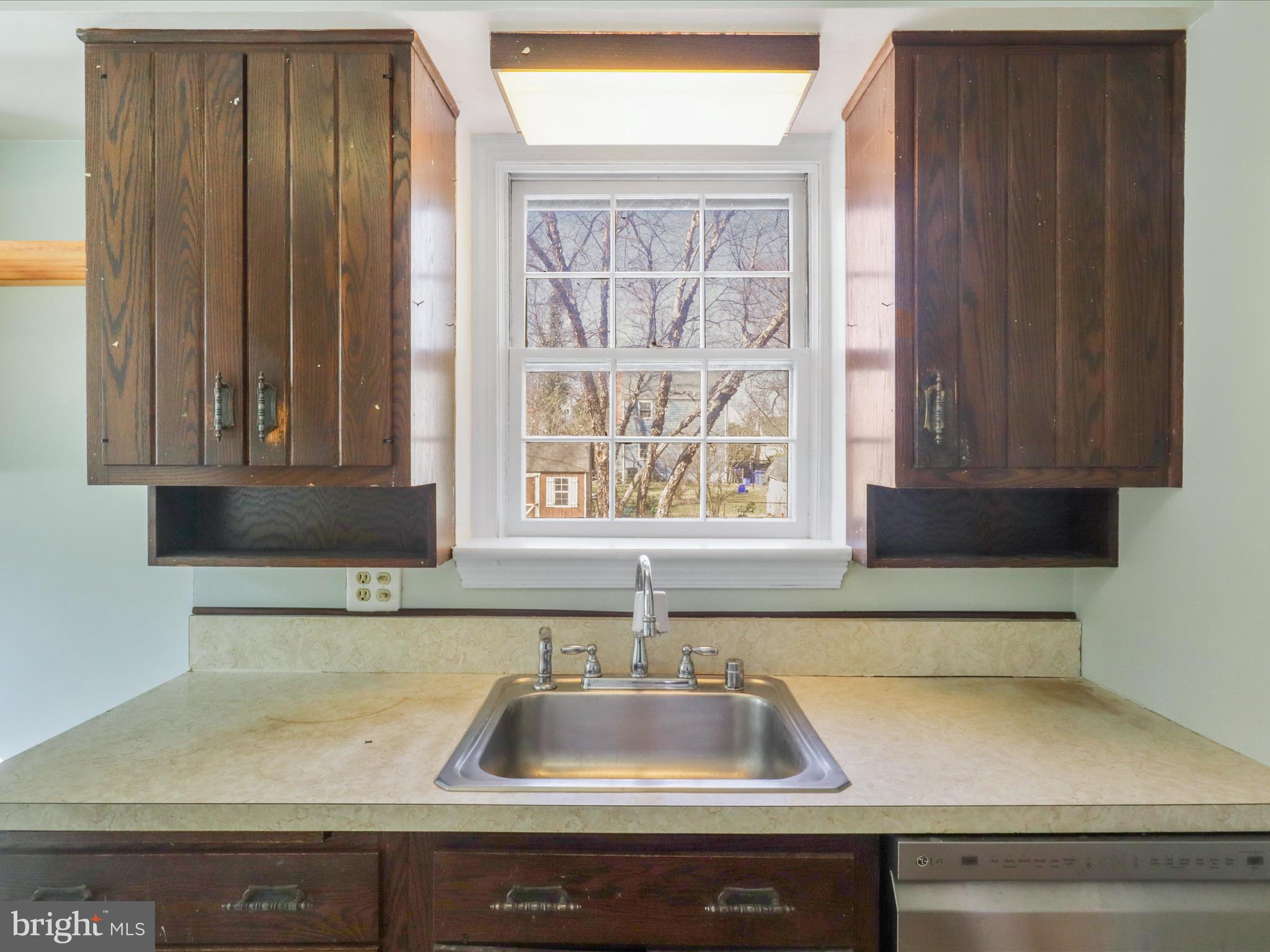 OAKLAND TERRACE - Residential