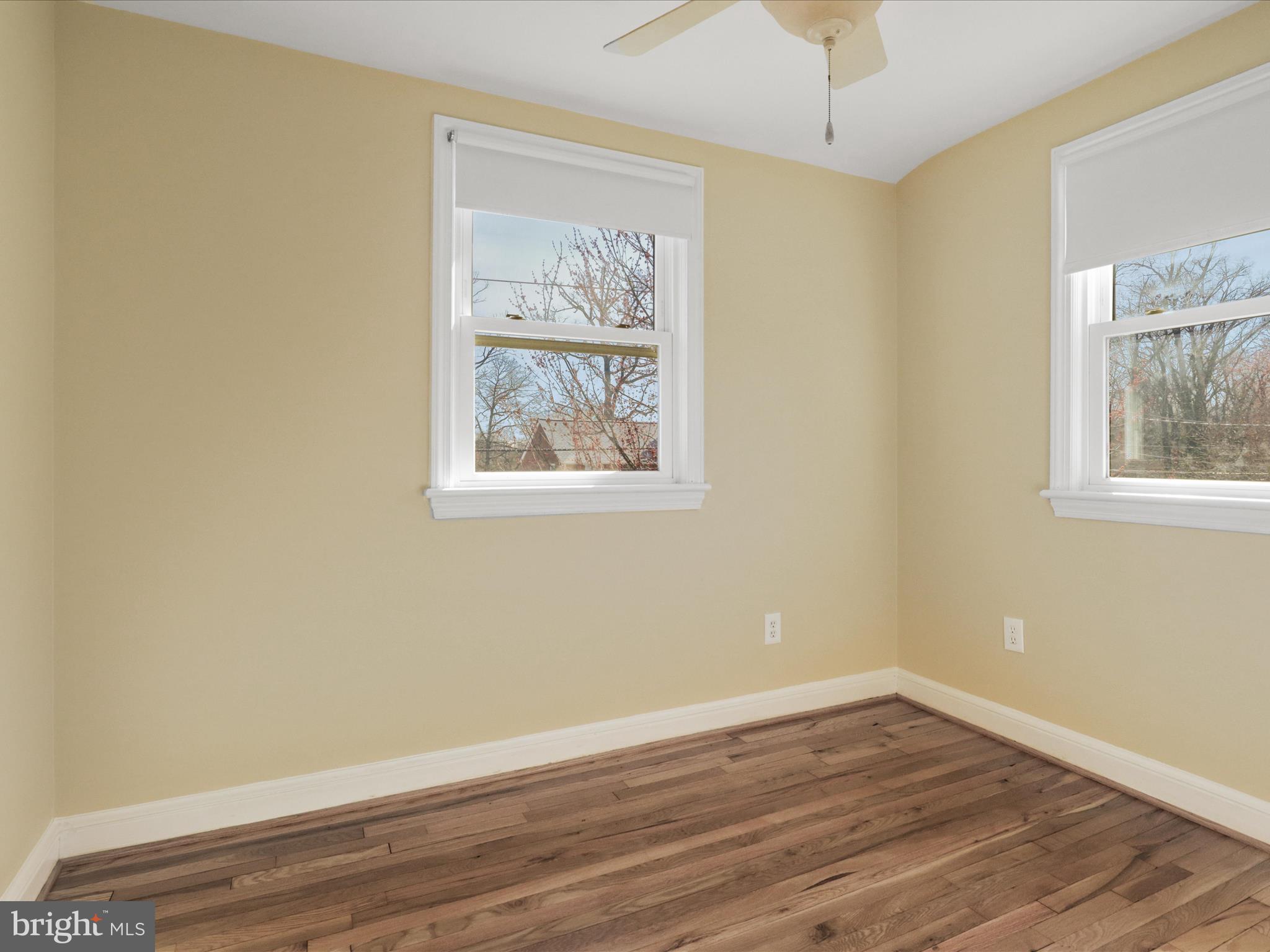 OAKLAND TERRACE - Residential