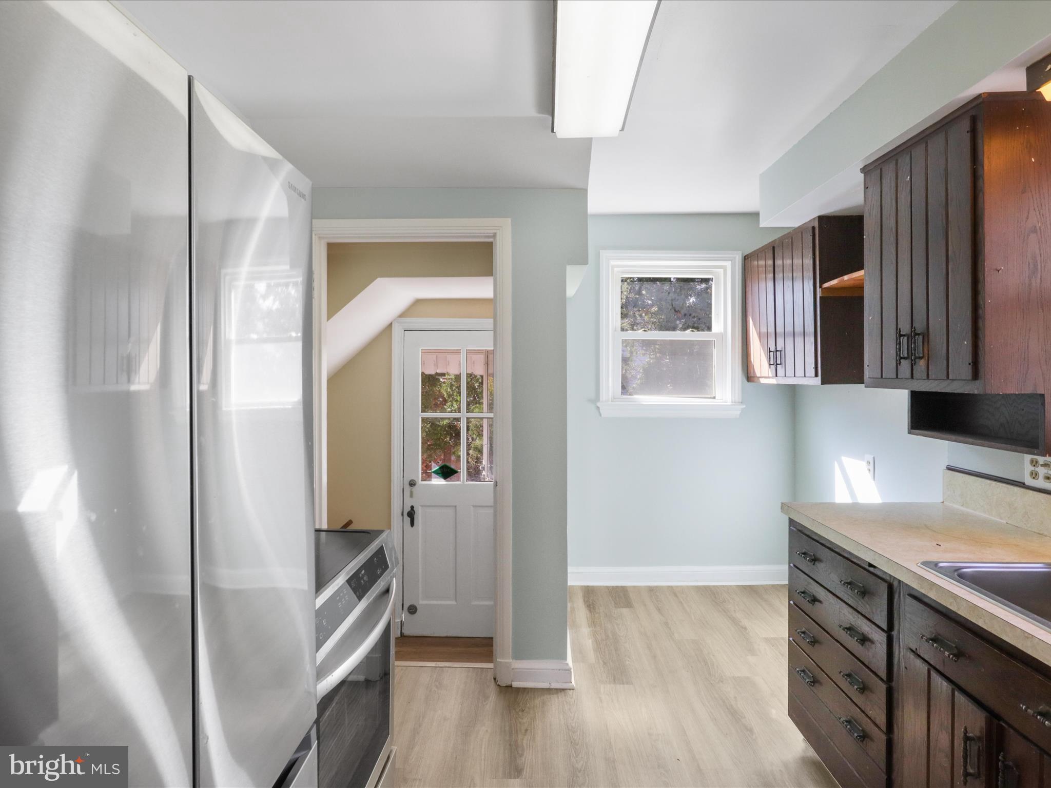 OAKLAND TERRACE - Residential