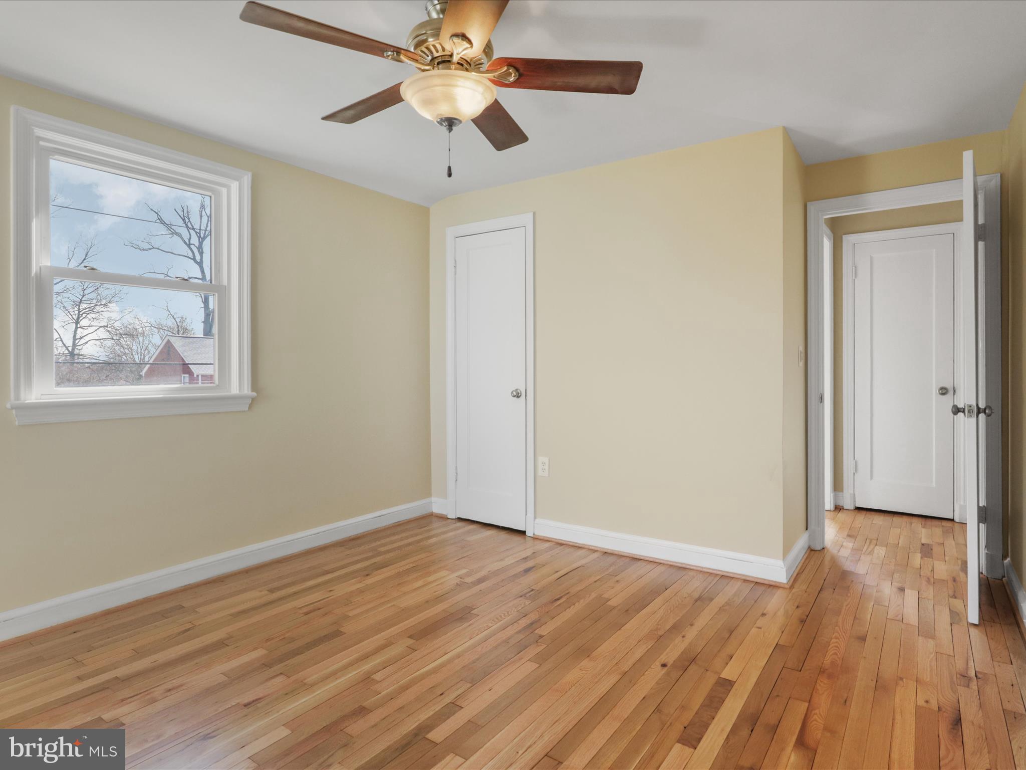 OAKLAND TERRACE - Residential