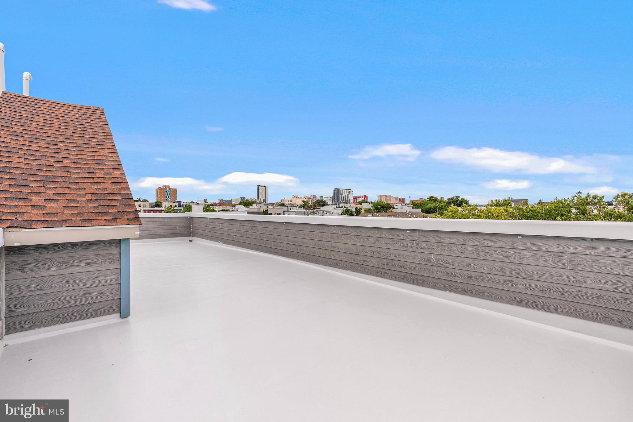 OLDE KENSINGTON - Residential